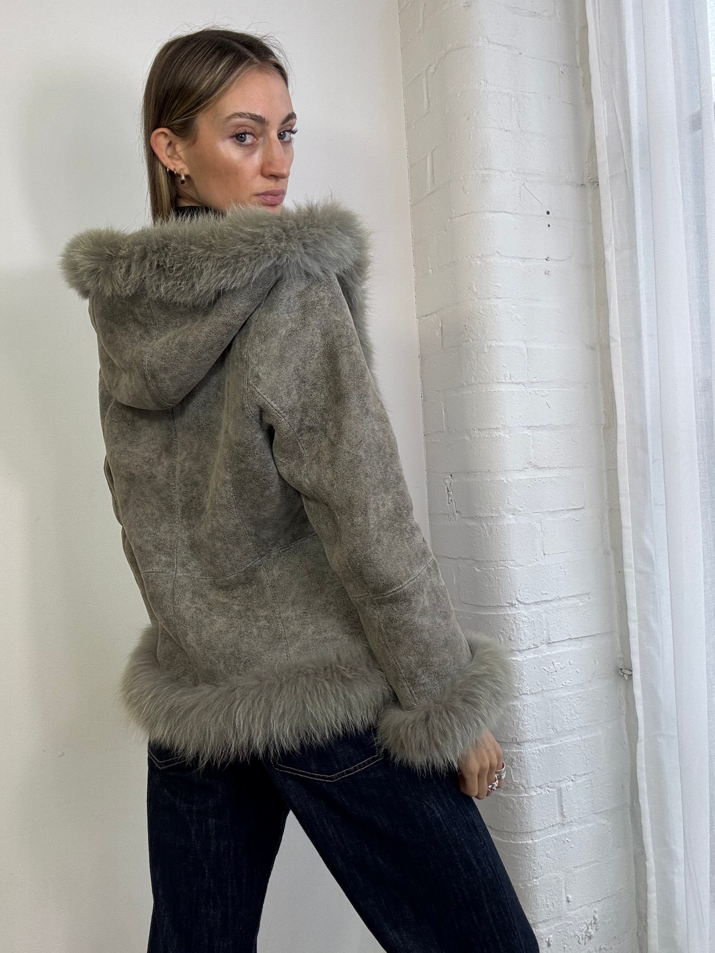 Vintage Y2K grey suede sheepskin hooded fur trim coat buckle