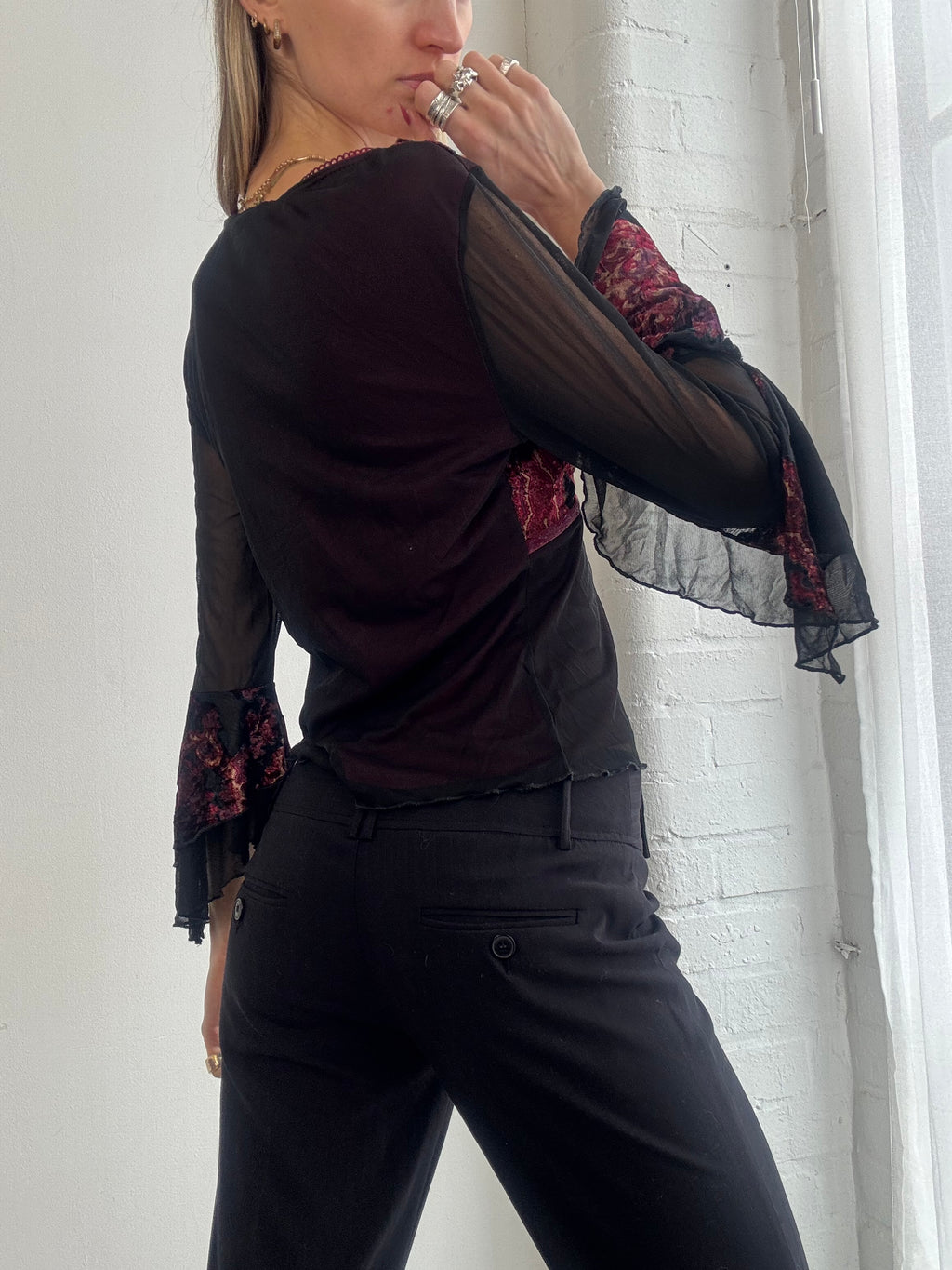 Vintage Y2K black & burgundy lace mesh top