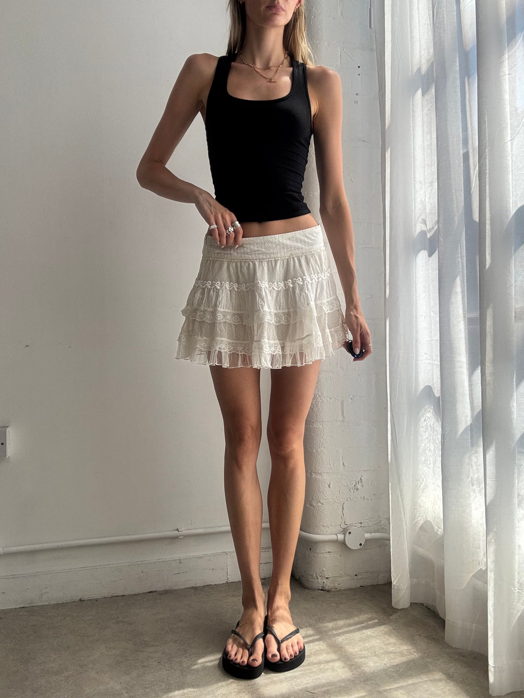 Vintage White Lace Mini Skirt Y2K - Size XS
