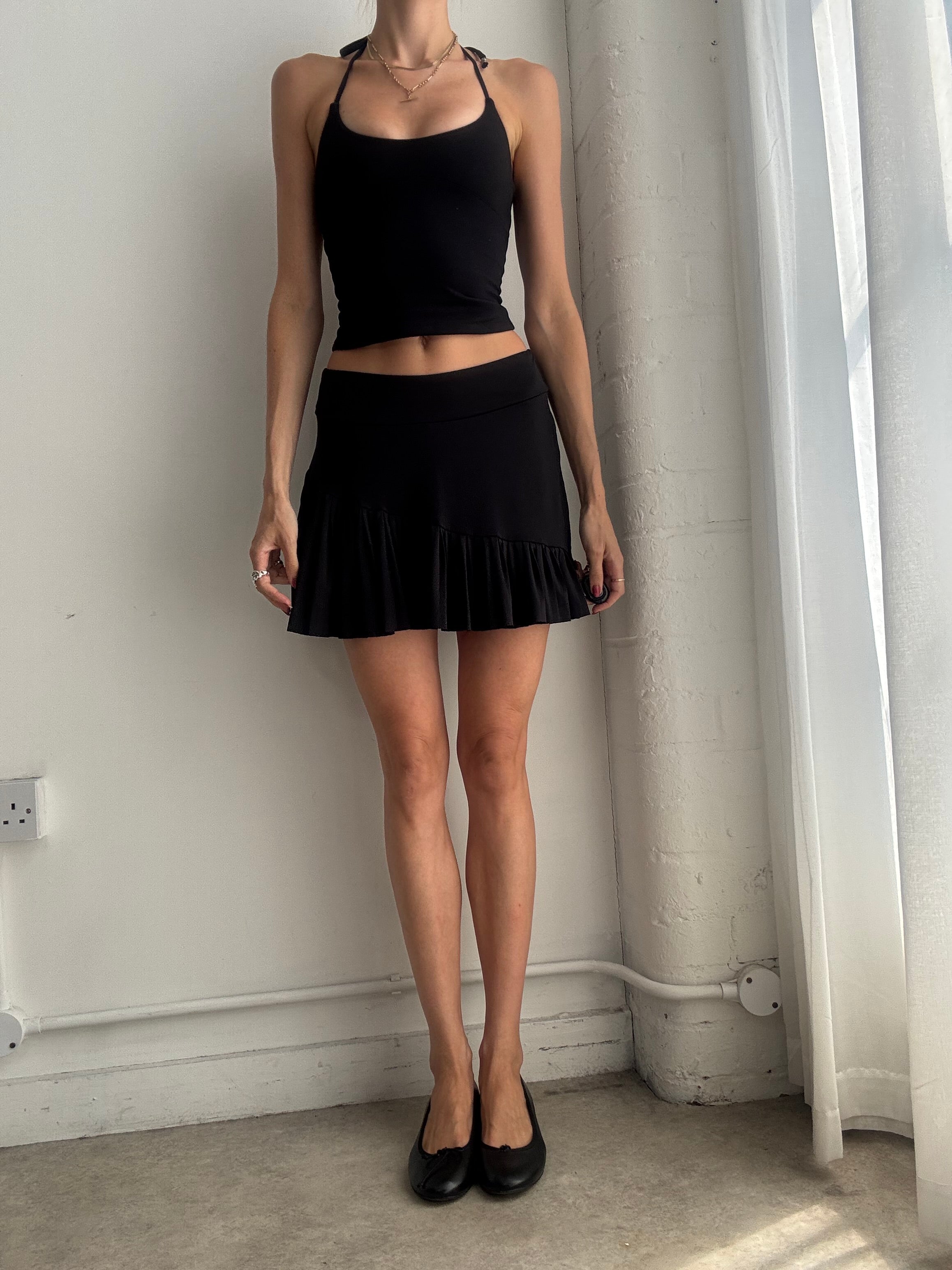 Vintage Y2K Black Ruffle Mini Skirt / Skort – Low Rise Asymmetric Skirt - Size S