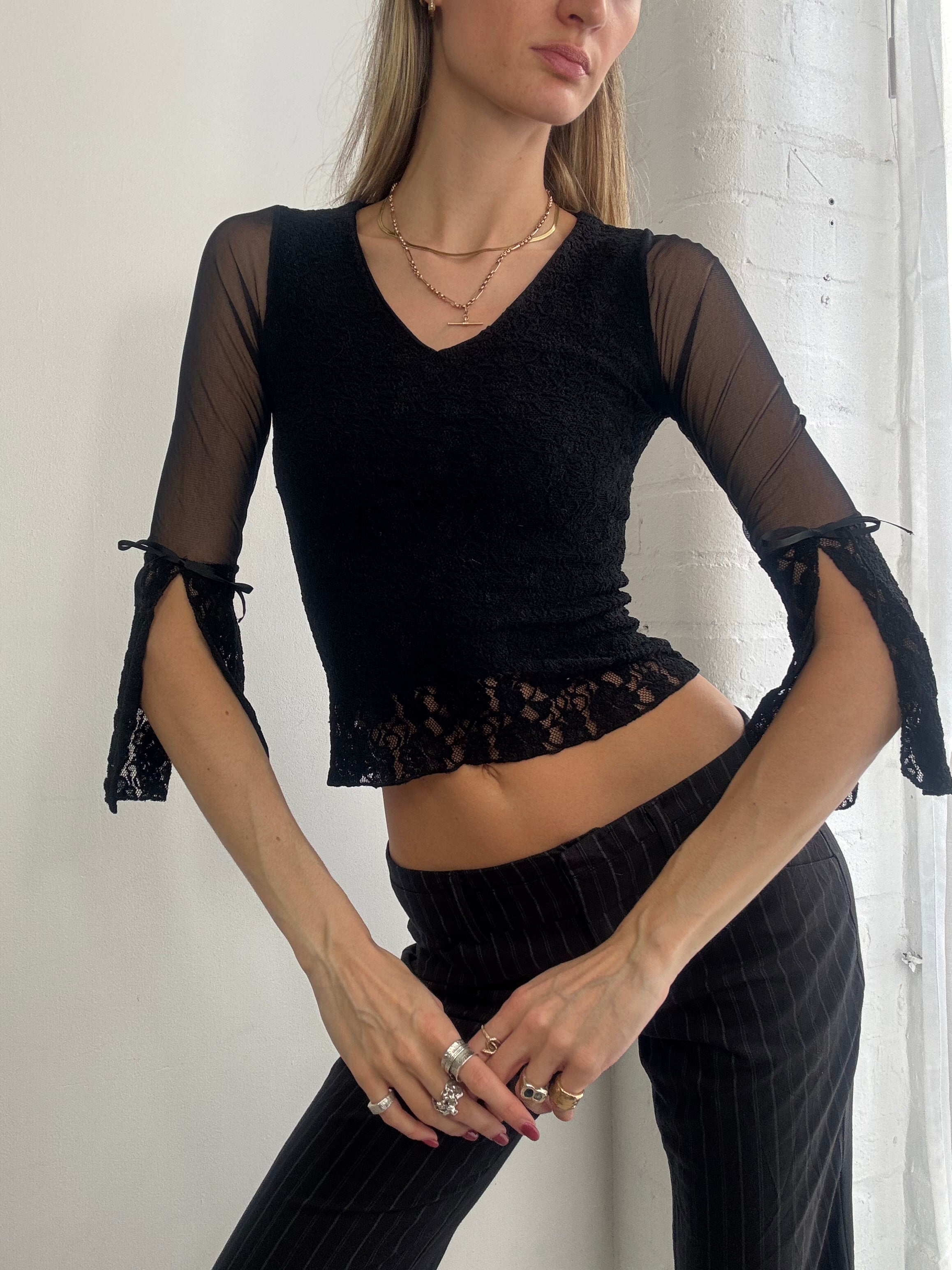 Vintage Y2K black sheer lace 3/4 sleeve top