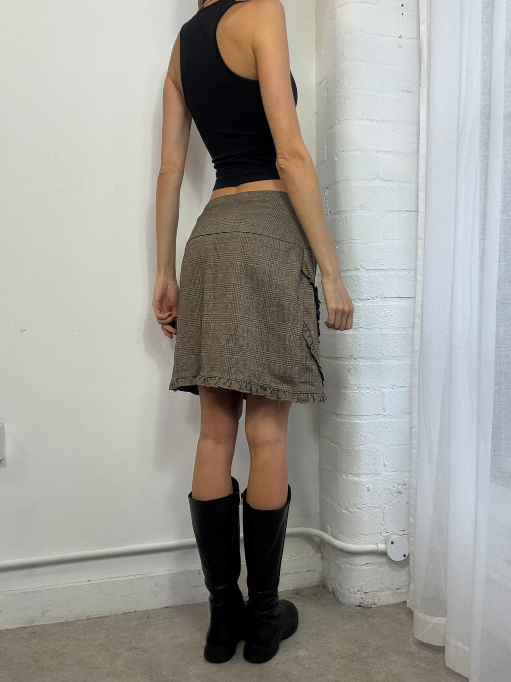 Vintage Y2K green & pink plaid ruffle mini skirt