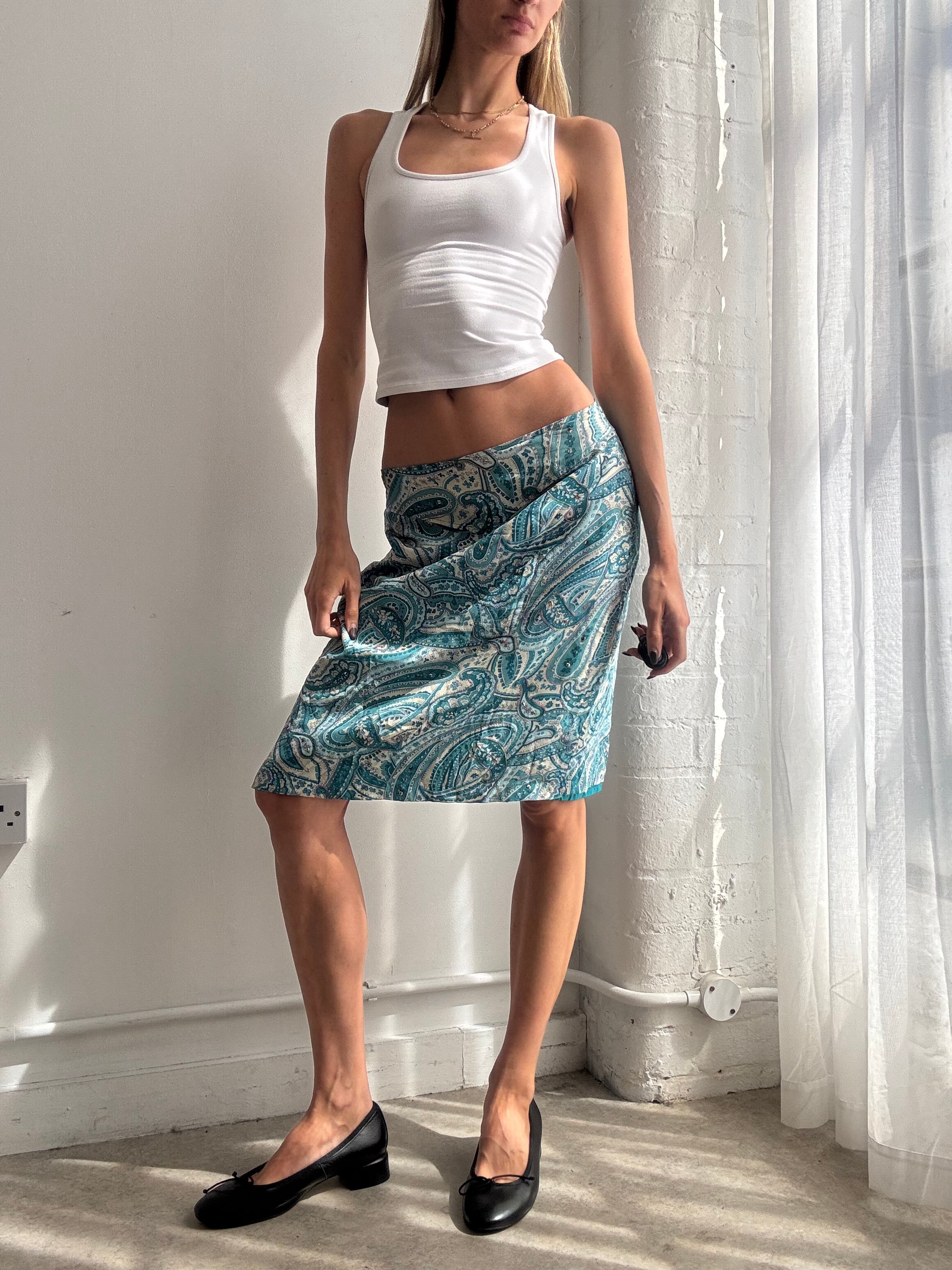 Vintage Y2K blue paisley print silk & sequin midi skirt - Size M