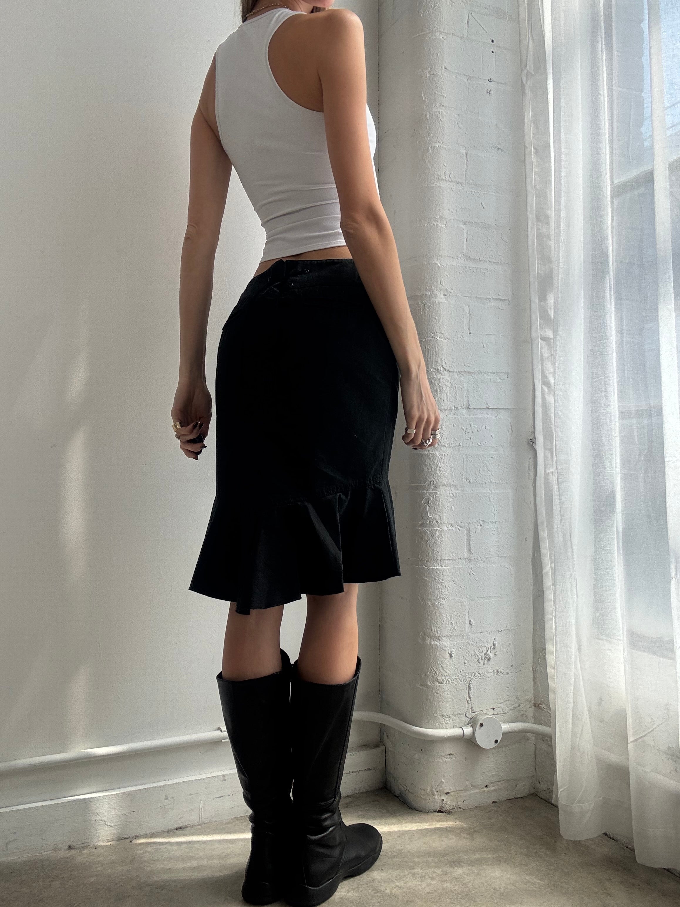 Vintage Y2K black ruffle hem midi skirt - Size S