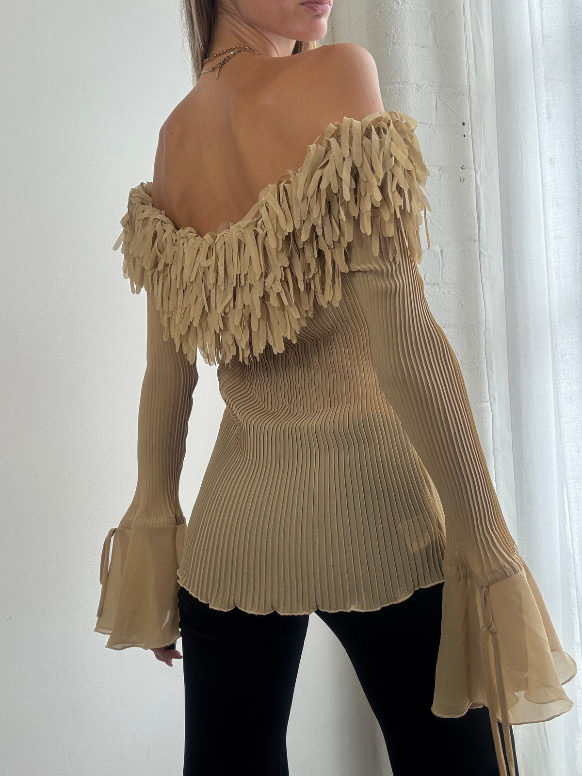 Vintage Y2K Beige Fringe Off Shoulder Bell Sleeve Mesh Top - Size L