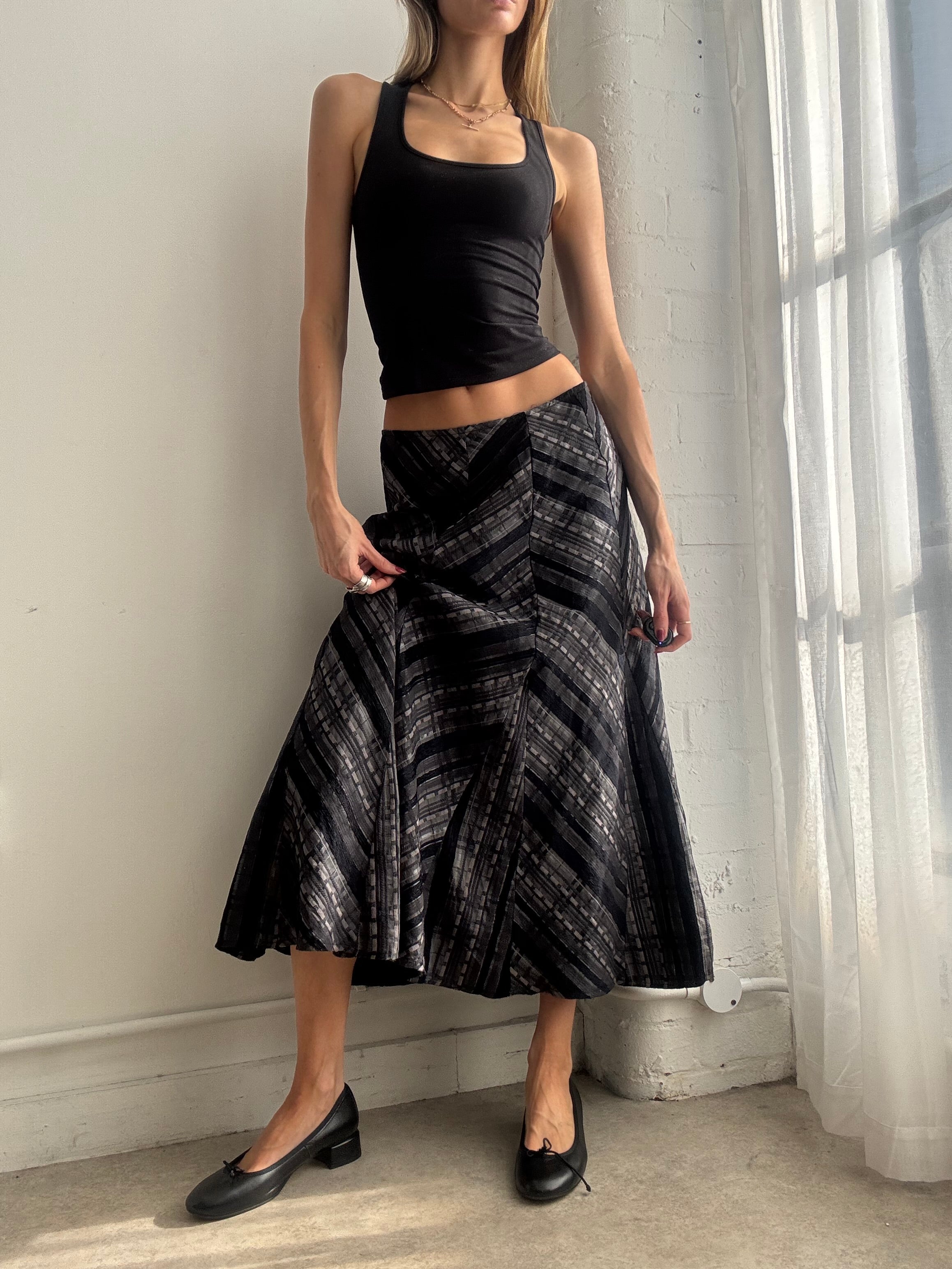 Vintage Y2K black & grey striped midi skirt