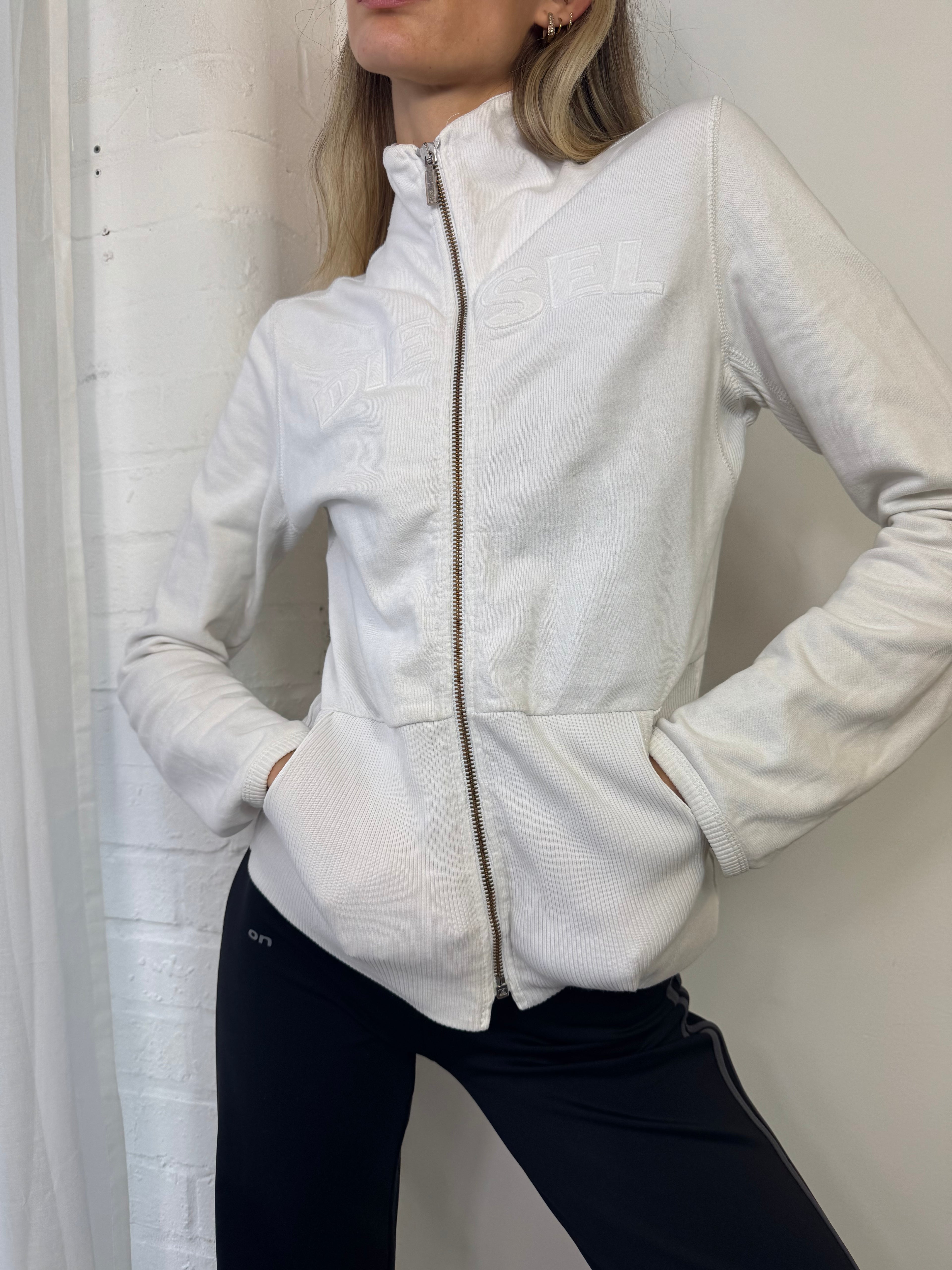 Vintage Y2K Diesel spell out zip up jumper white