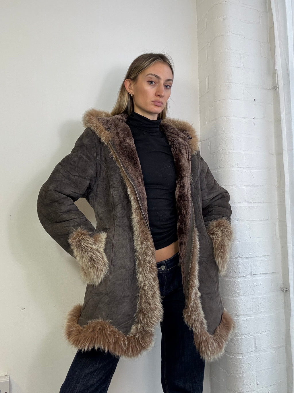 Vintage 90s hooded sheepskin coat fur trim