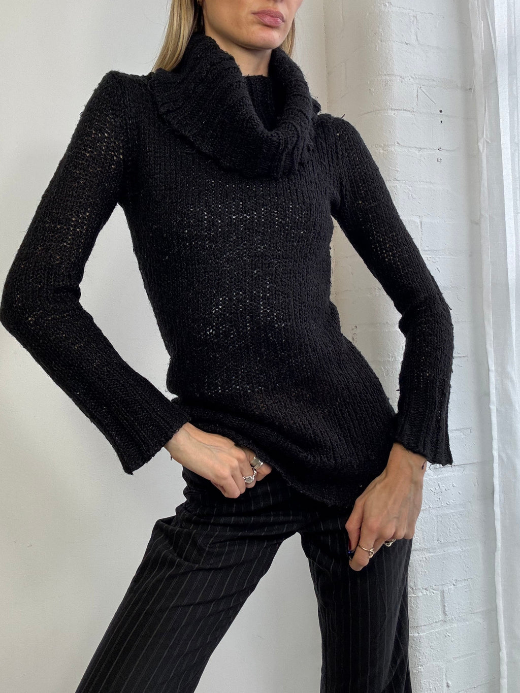 Vintage Y2K black knitted roll neck jumper