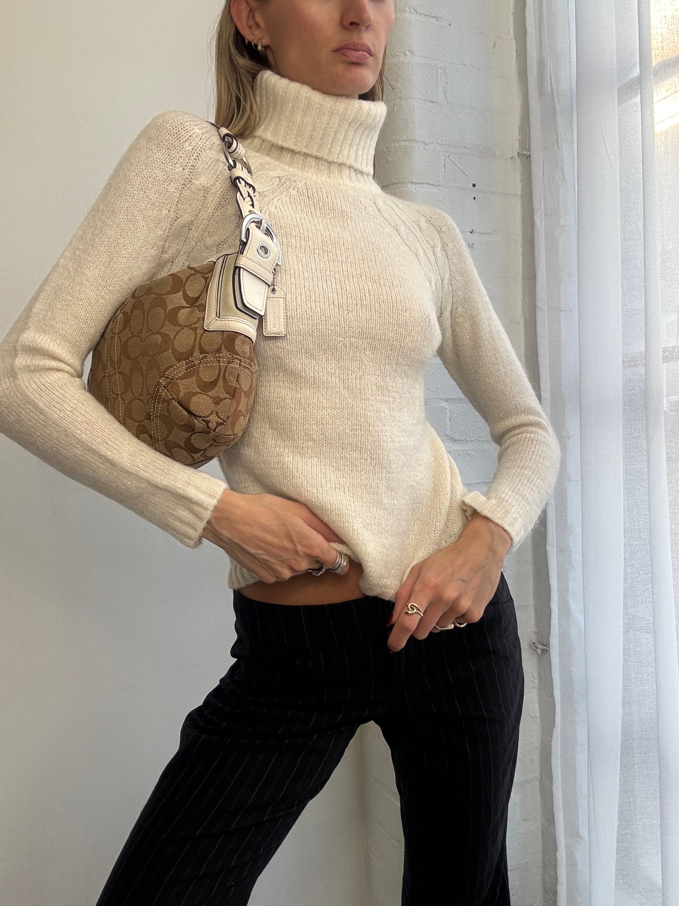 Vintage Y2K white wool polo neck jumper