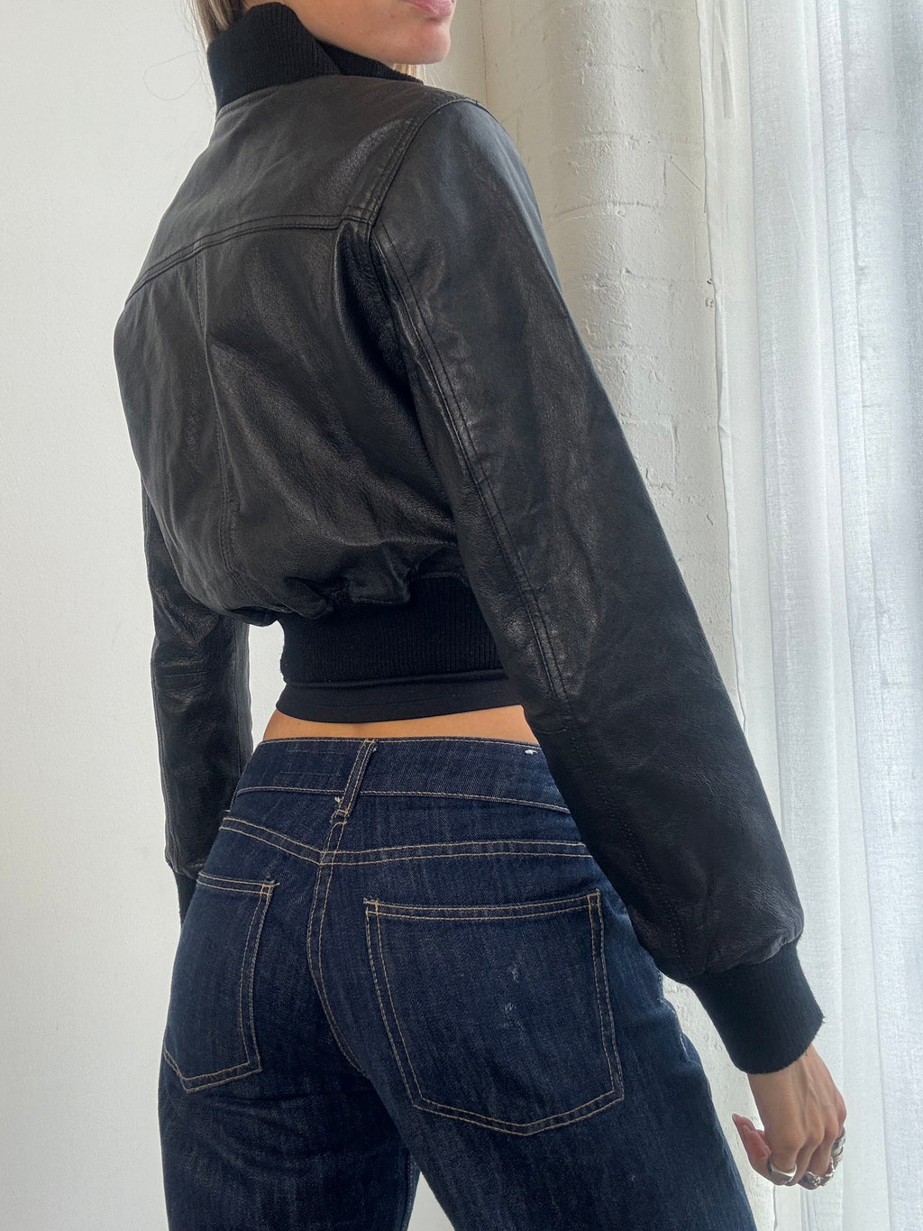 Vintage Y2K Black Leather Cropped Bomber Jacket - Size XS