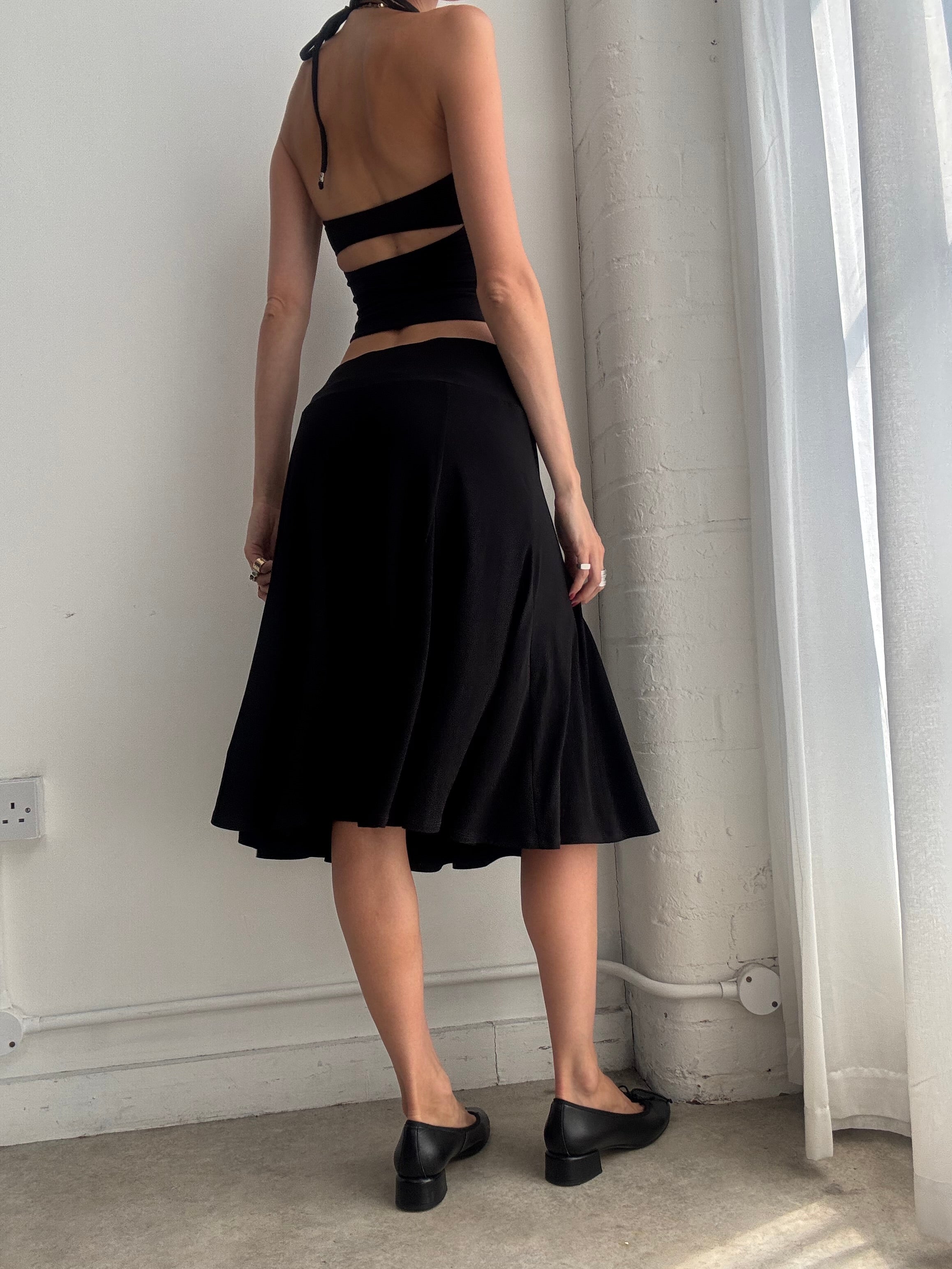 Vintage Y2K Black Asymmetric Slinky Midi Skirt – Low Rise Flared Skirt