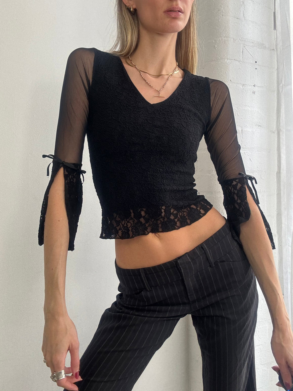 Vintage Y2K black sheer lace 3/4 sleeve top