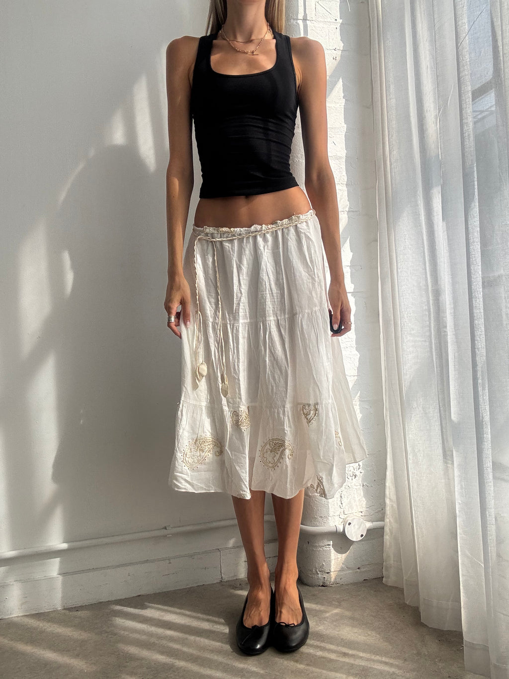 Vintage Y2K White Embroidered Cotton Boho Midi Skirt - Size XS/S