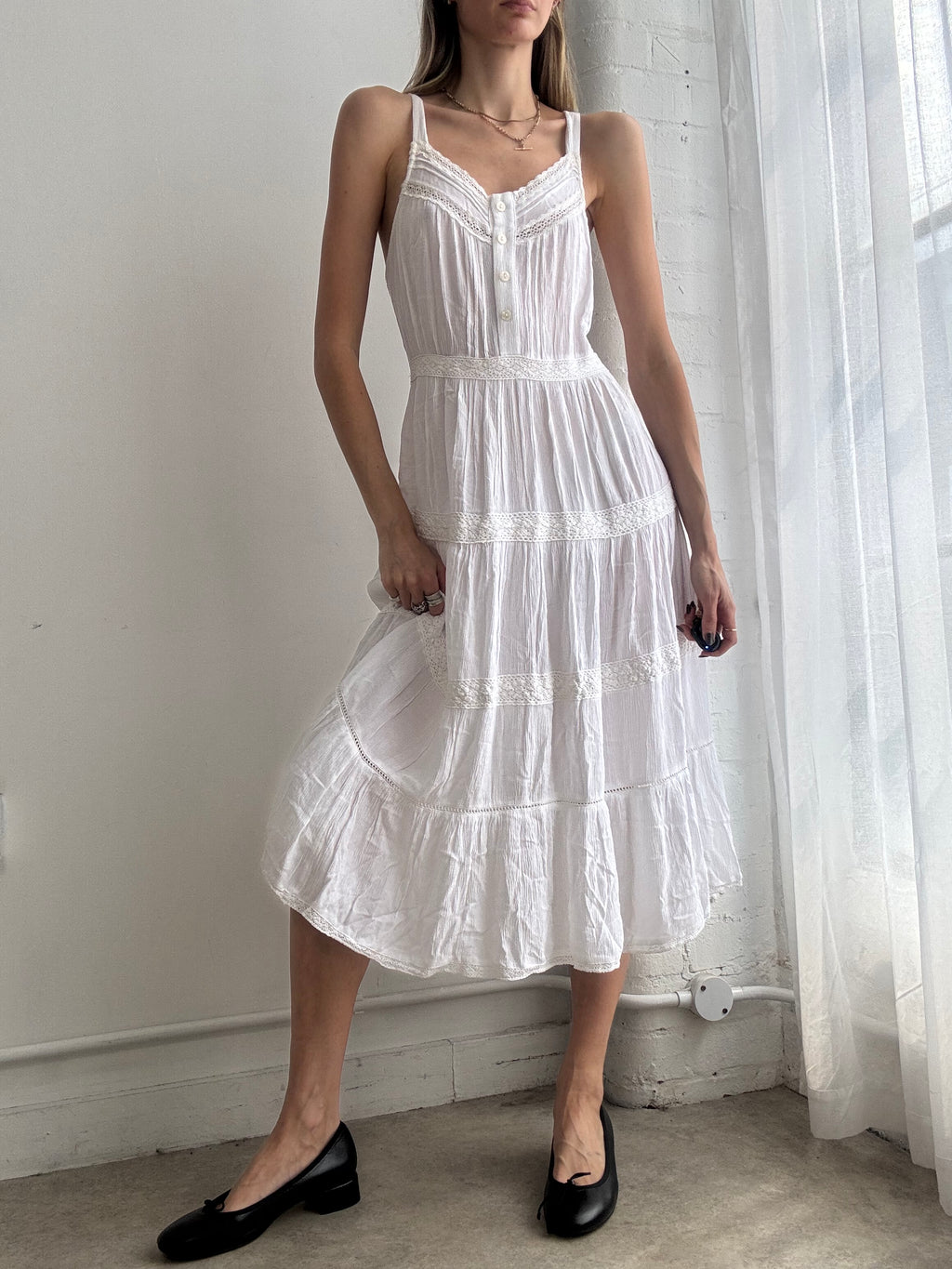 Vintage Y2K white tiered cotton midi dress - Size M