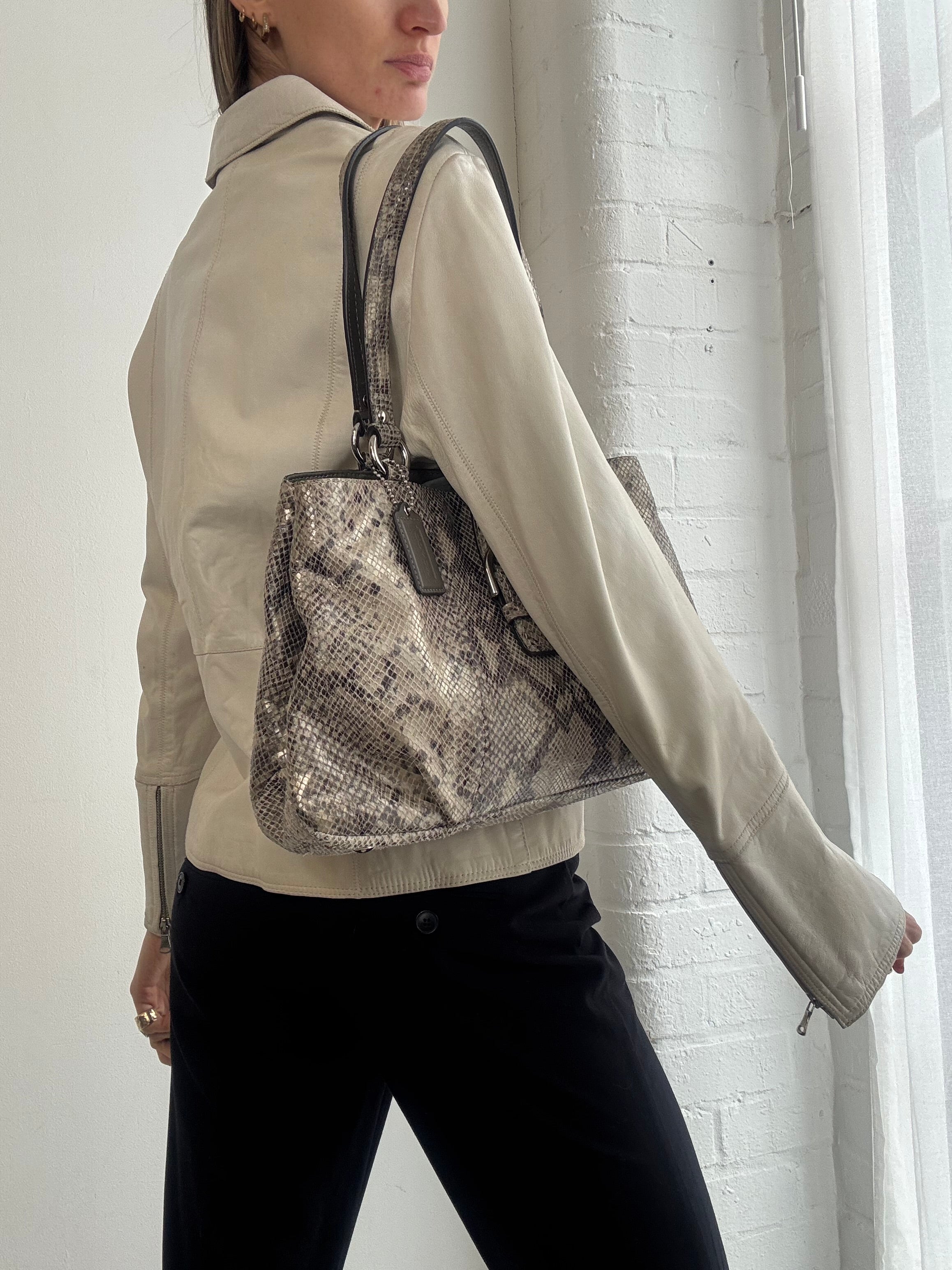 Vintage Y2K cream leather zip jacket