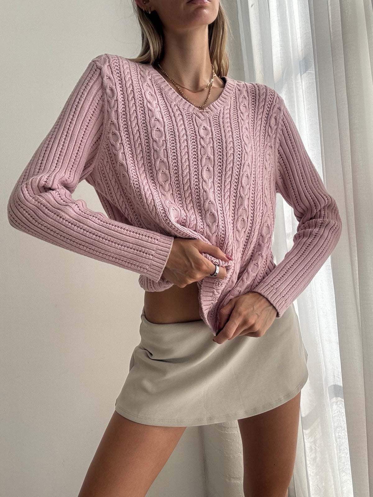 Vintage Y2K Baby Pink Cable Knit V Neck Jumper - Size M