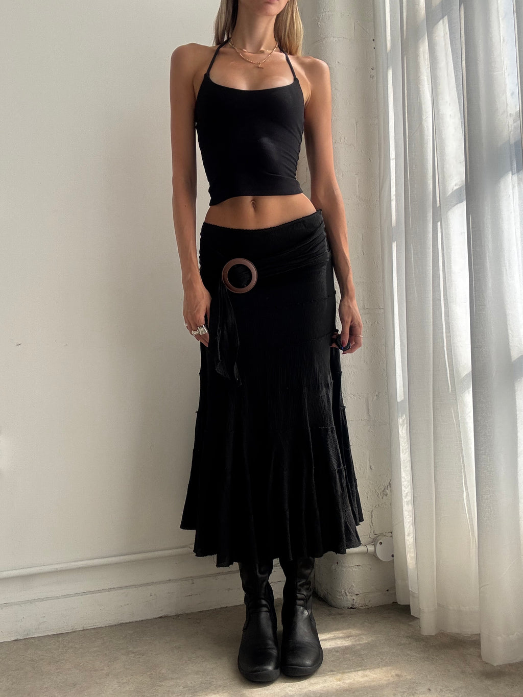 Vintage y2k Black Low Rise Tiered Maxi Skirt with Ring Detail - Size M