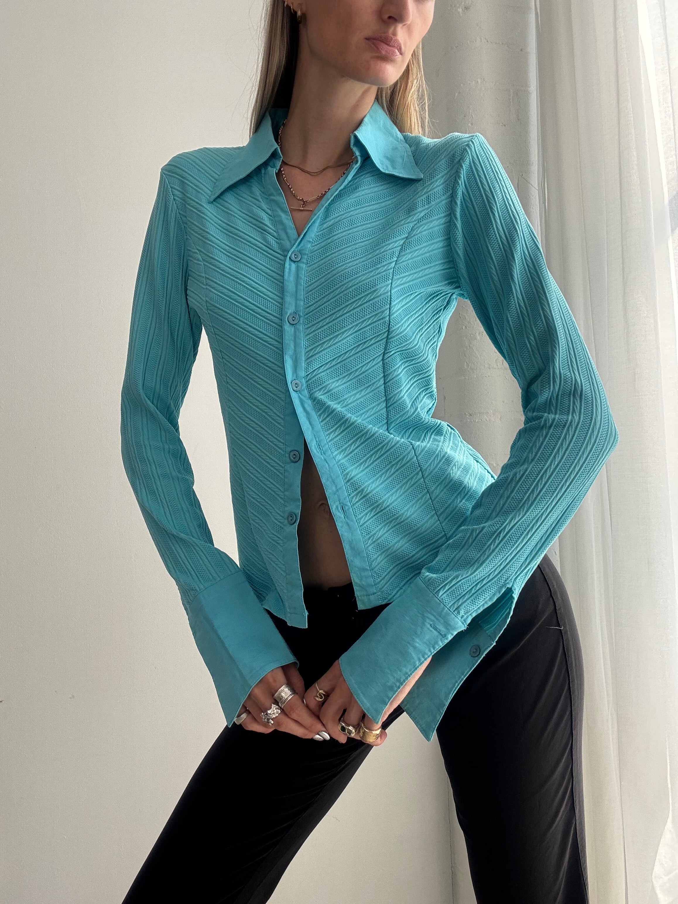 Vintage Y2K Turquoise Crinkle Shirt – Fitted Button Up Blouse - Size M