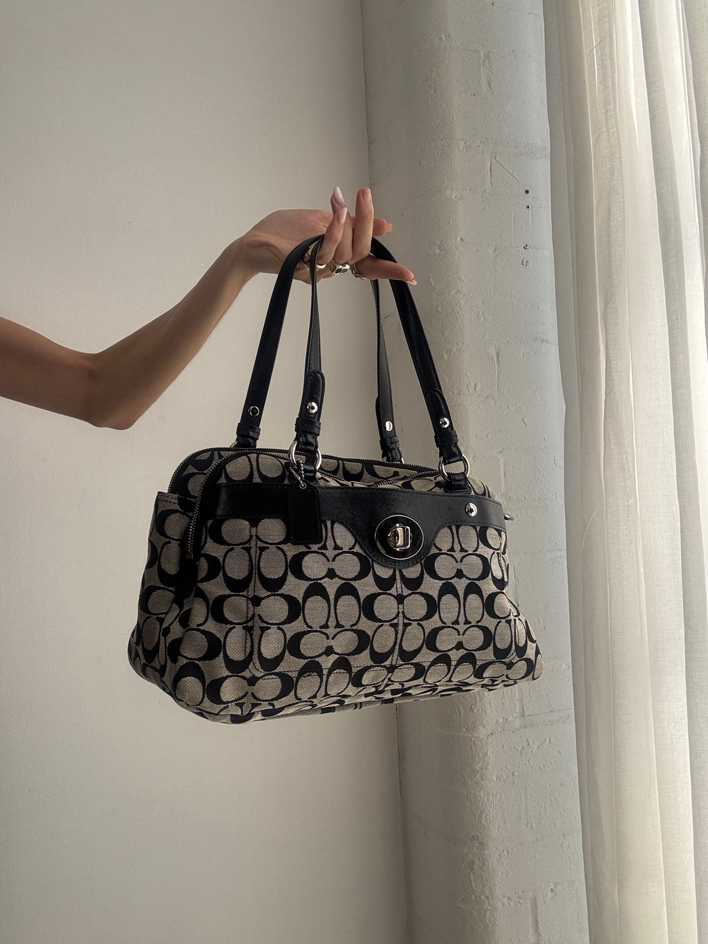 Vintage Y2K Coach Signature Penelope Satchel Bag – Black & Grey Monogram Canvas Shoulder Bag