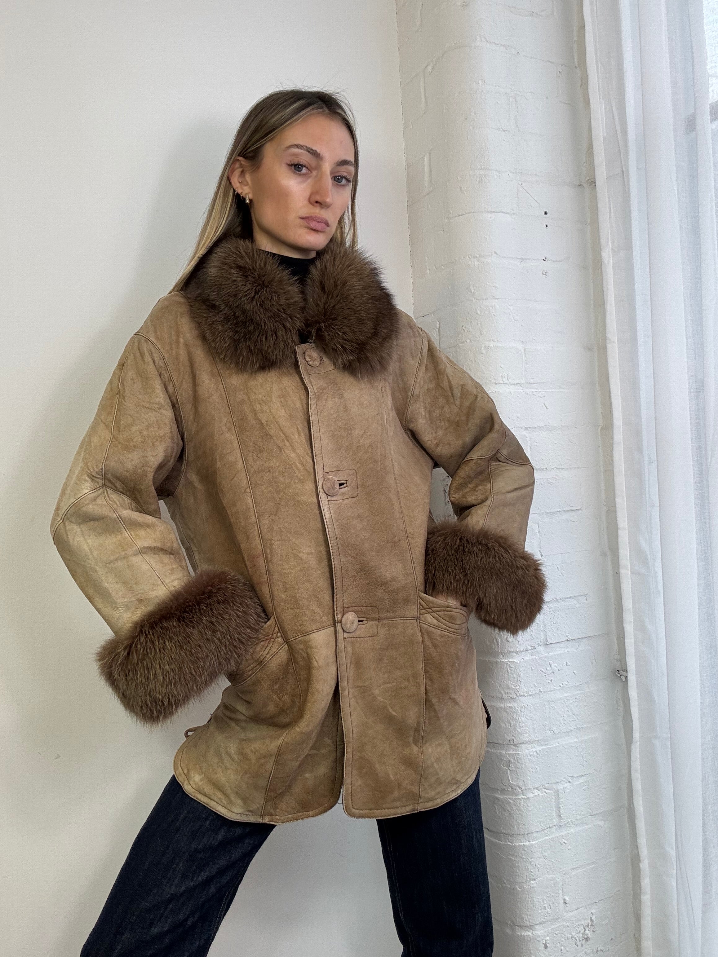 Vintage 90s sheepskin coat beige