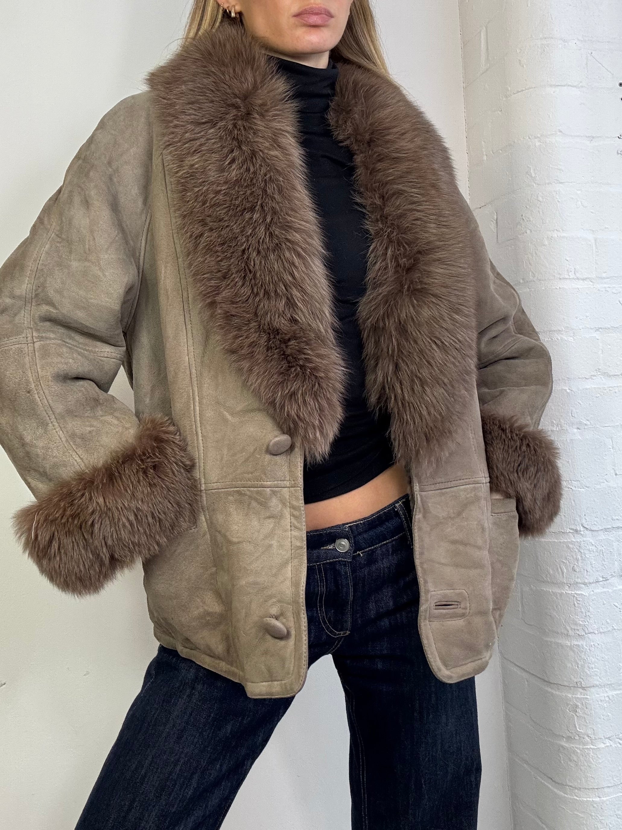 Vintage 90s sheepskin coat with fox fur trim