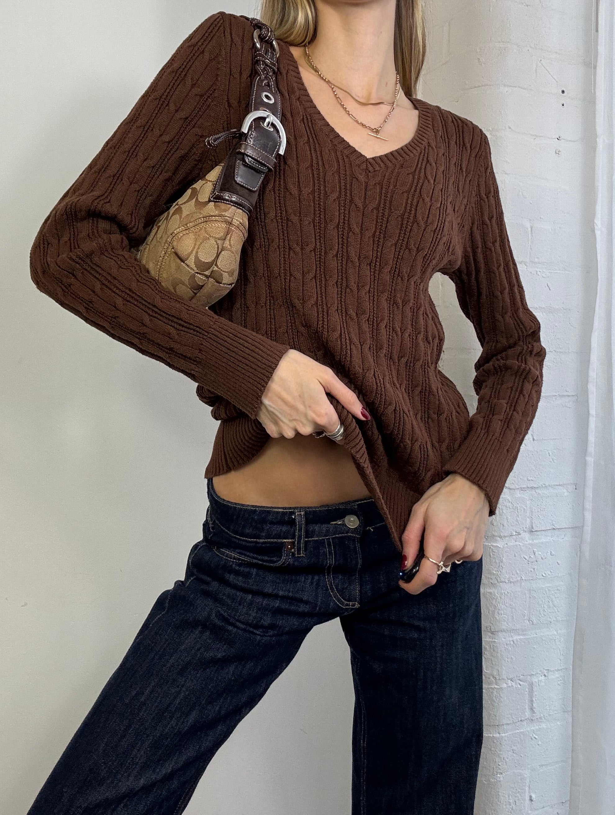 Vintage Y2K brown cable knit v-neck jumper
