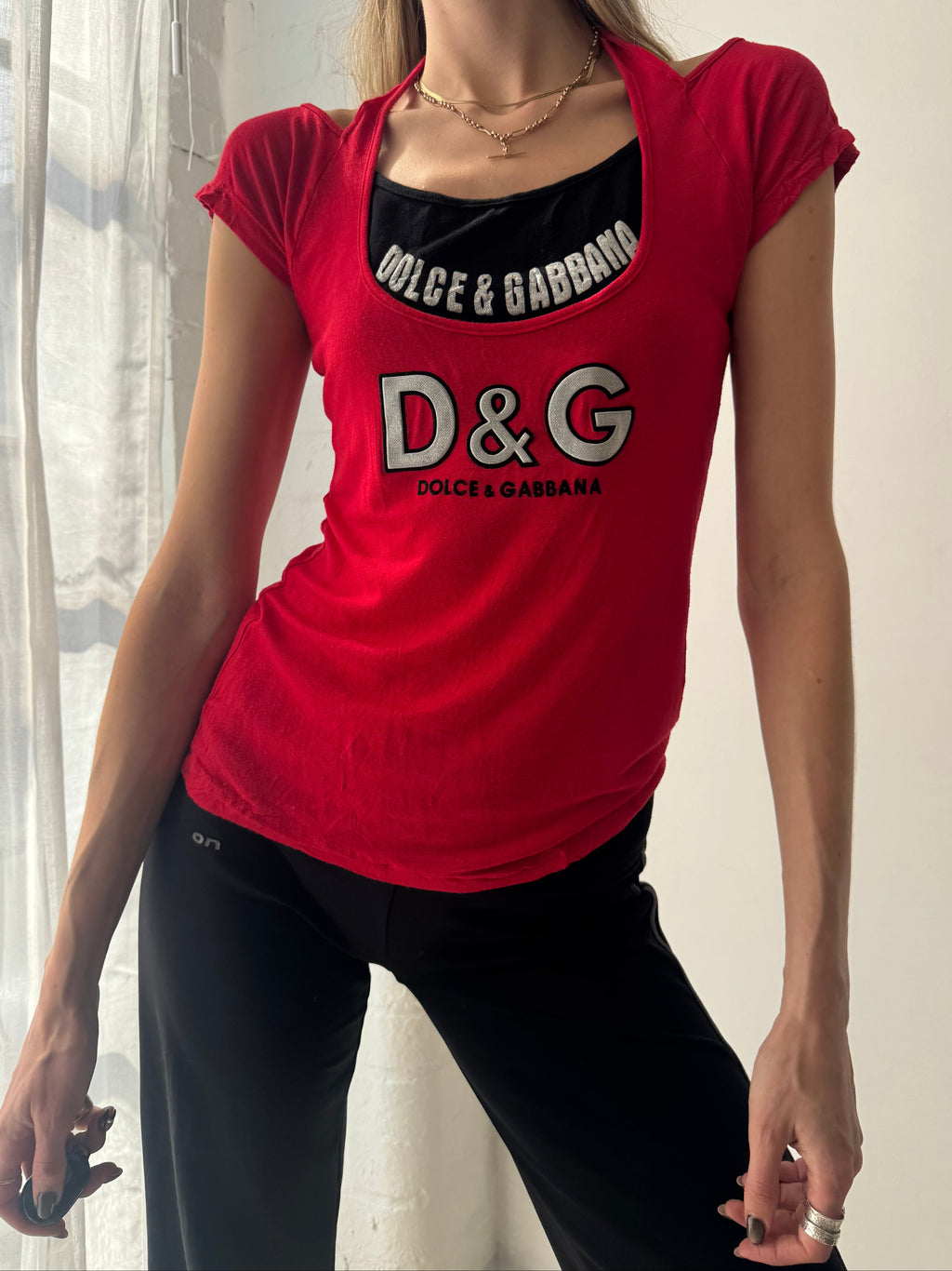 Vintage Y2K D&G logo top tshirt - Size S