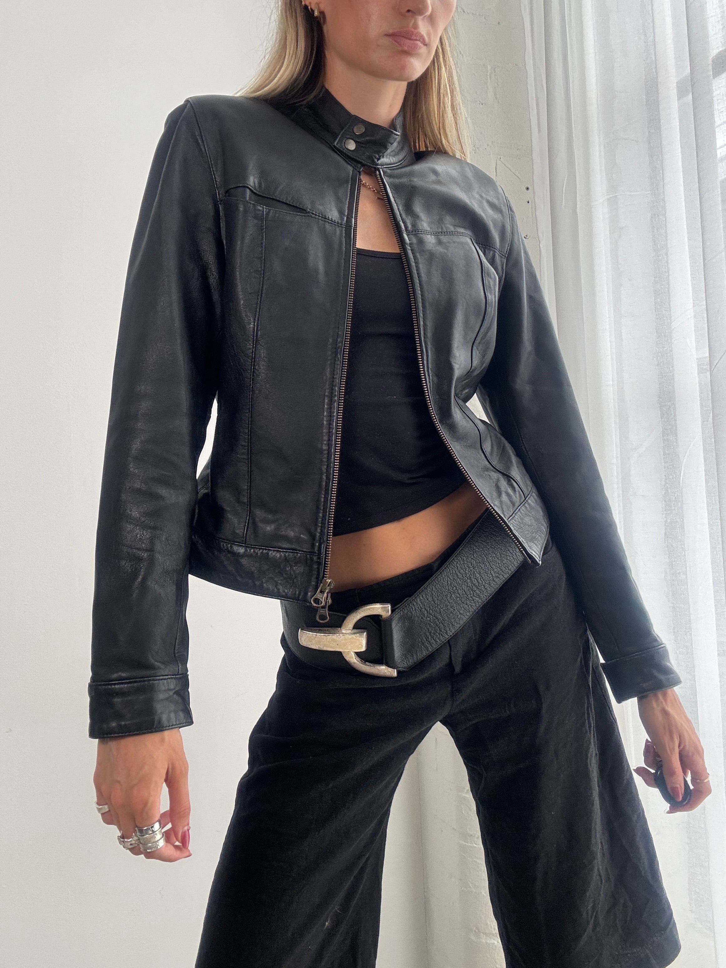 Vintage Y2K Black Leather Fitted Biker Jacket - Size XS