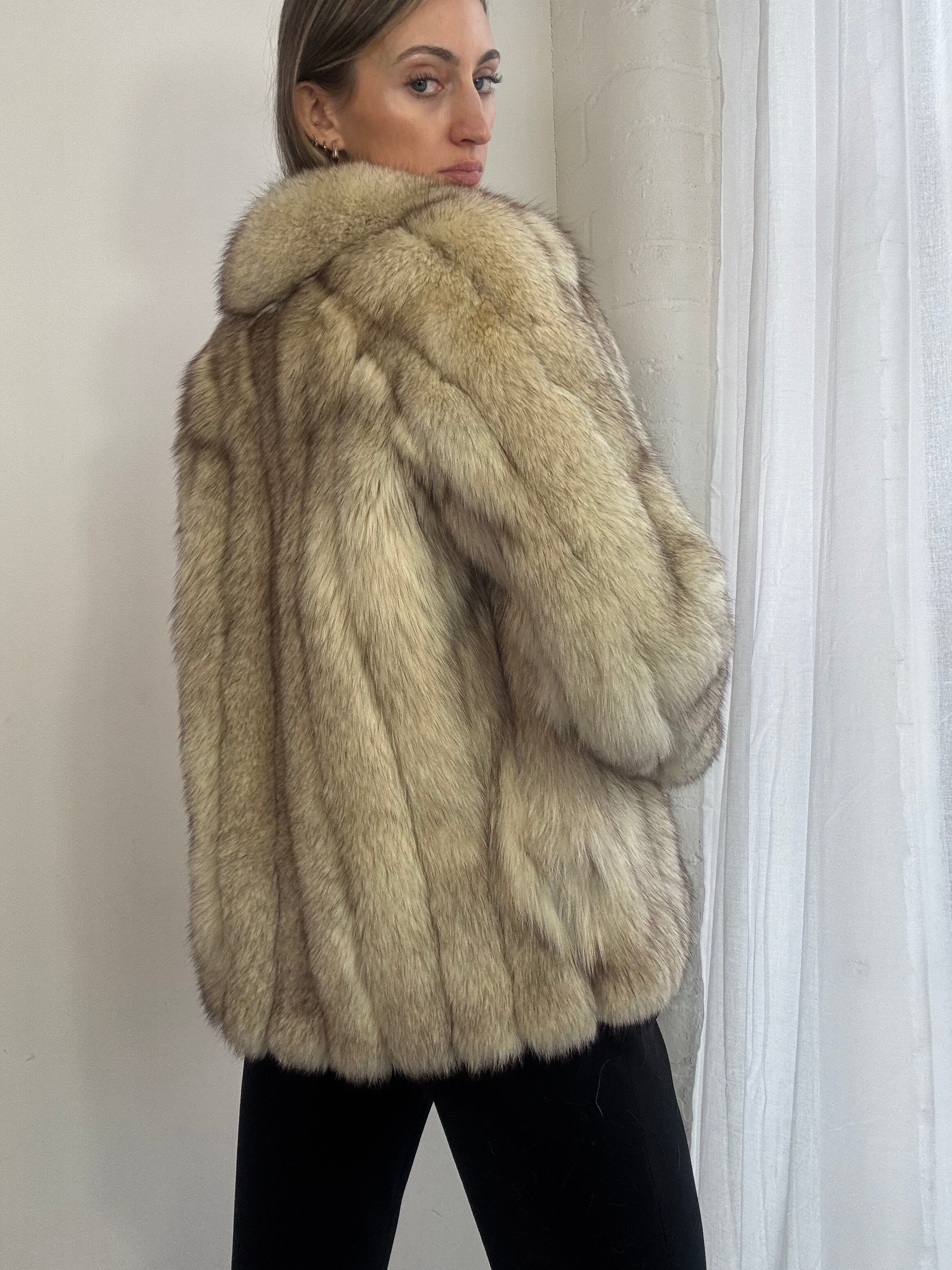 Vintage 90s plush fox fur coat