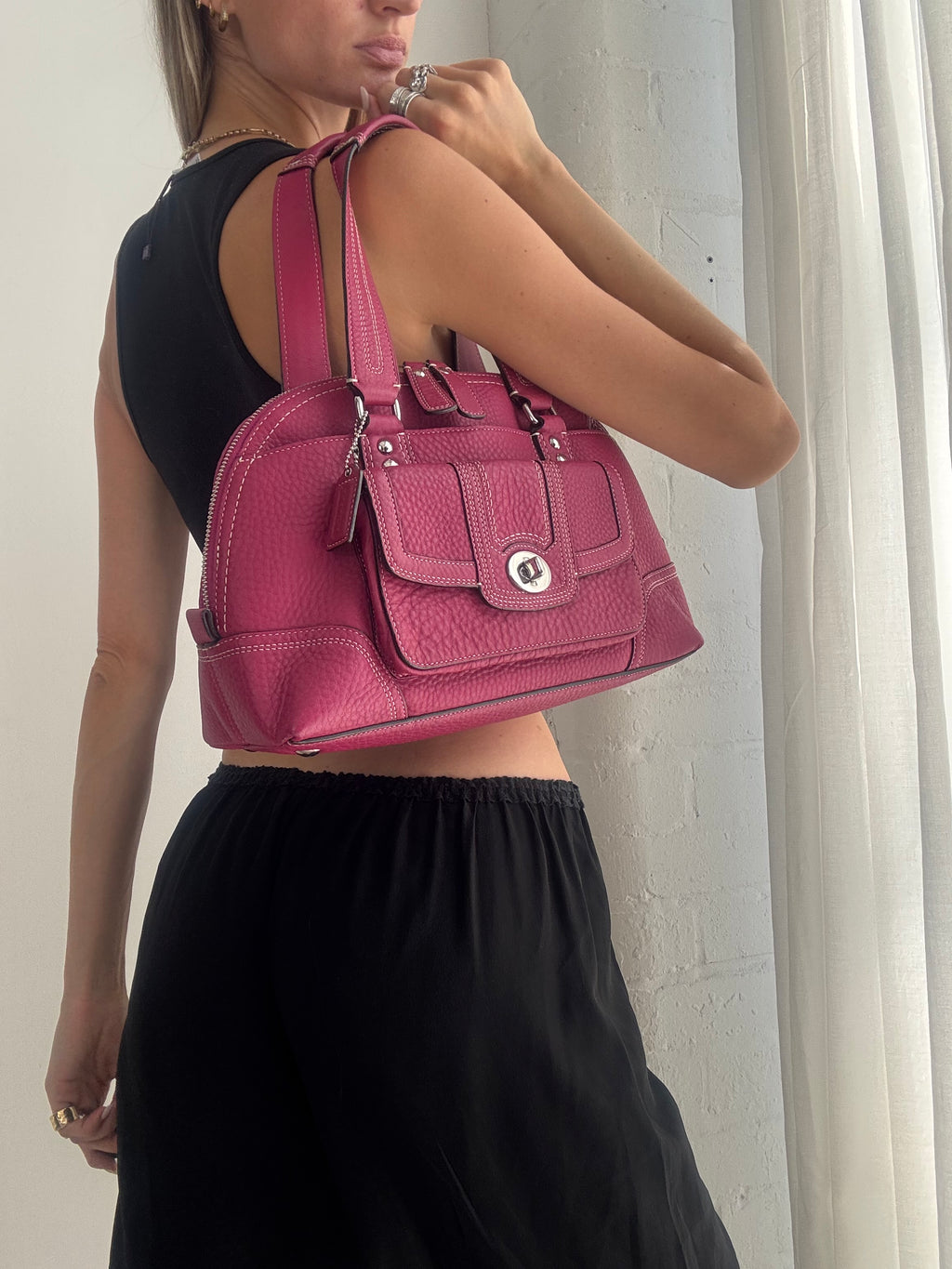 Vintage Y2K Coach Hamptons Leather Shoulder Bag – Hot Pink Pebbled Leather Satchel