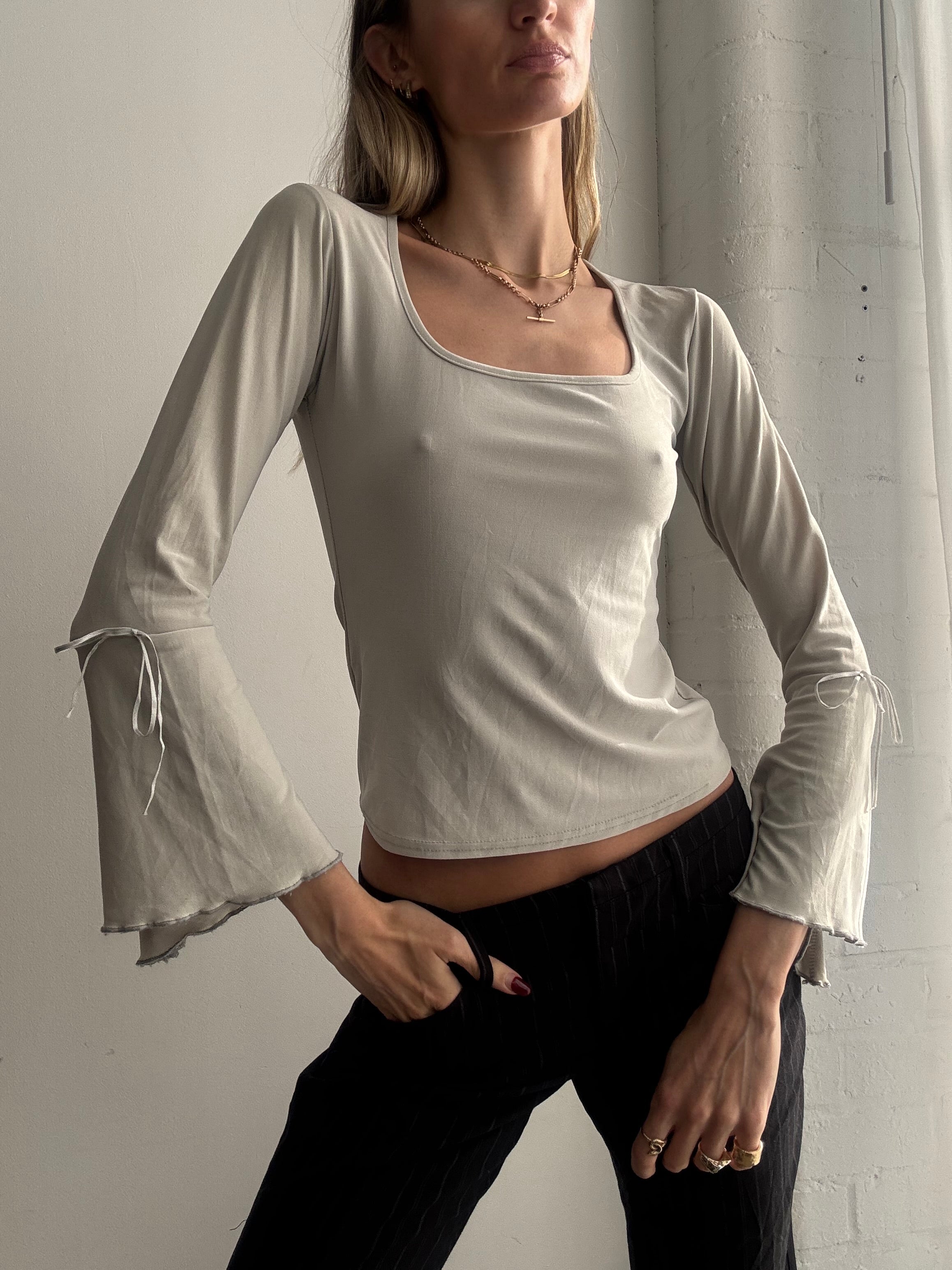 Vintage Y2K bell sleeve top