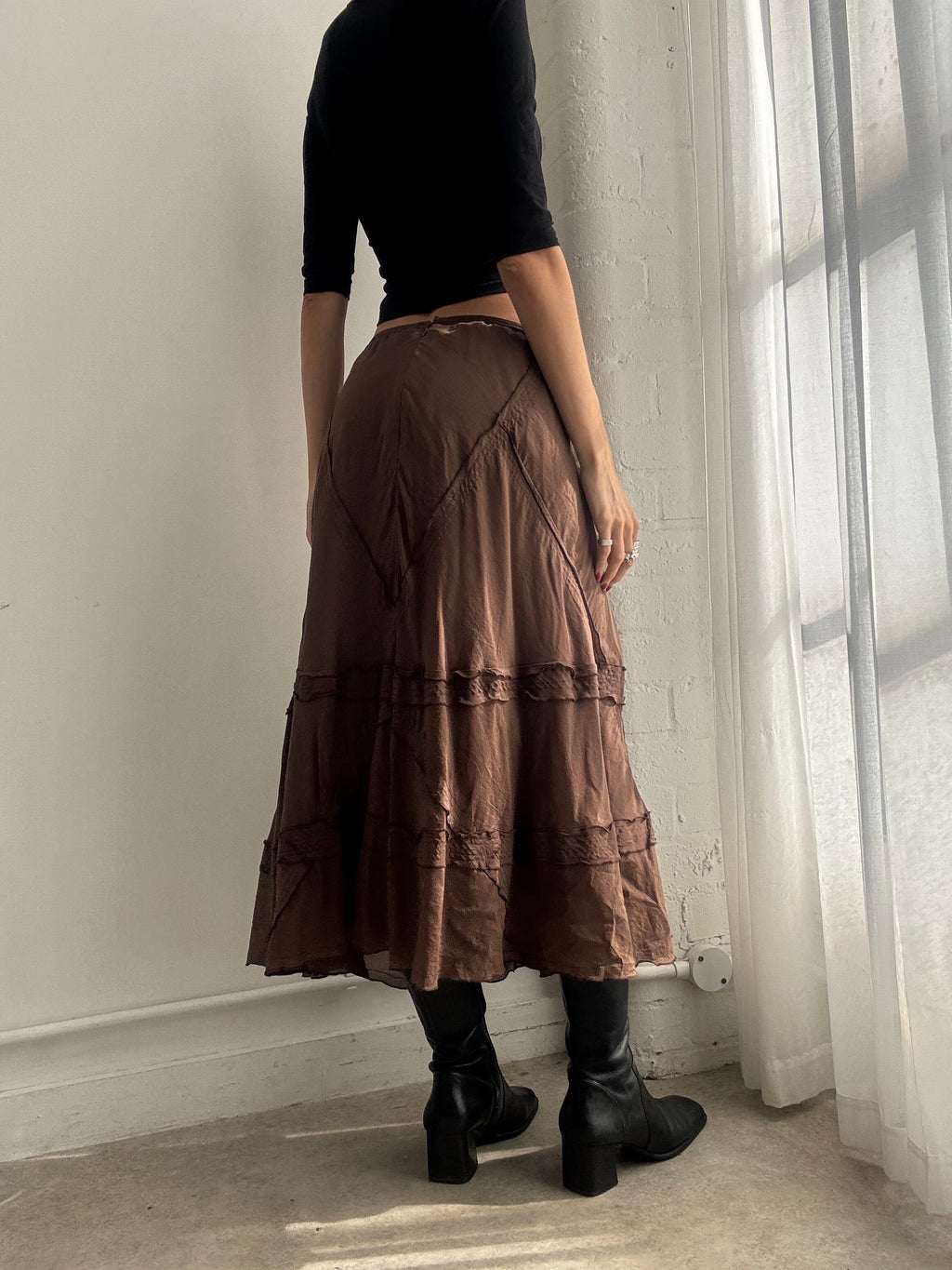 Vintage Y2K Chocolate Brown Tiered Midi Skirt - Size L