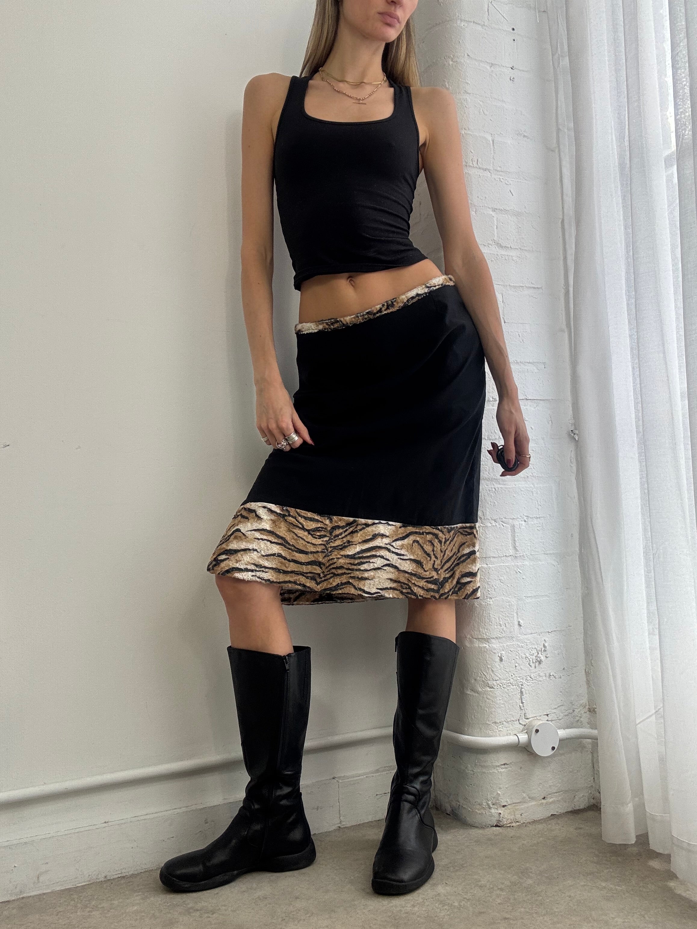 Vintage Y2K black animal print trim midi skirt