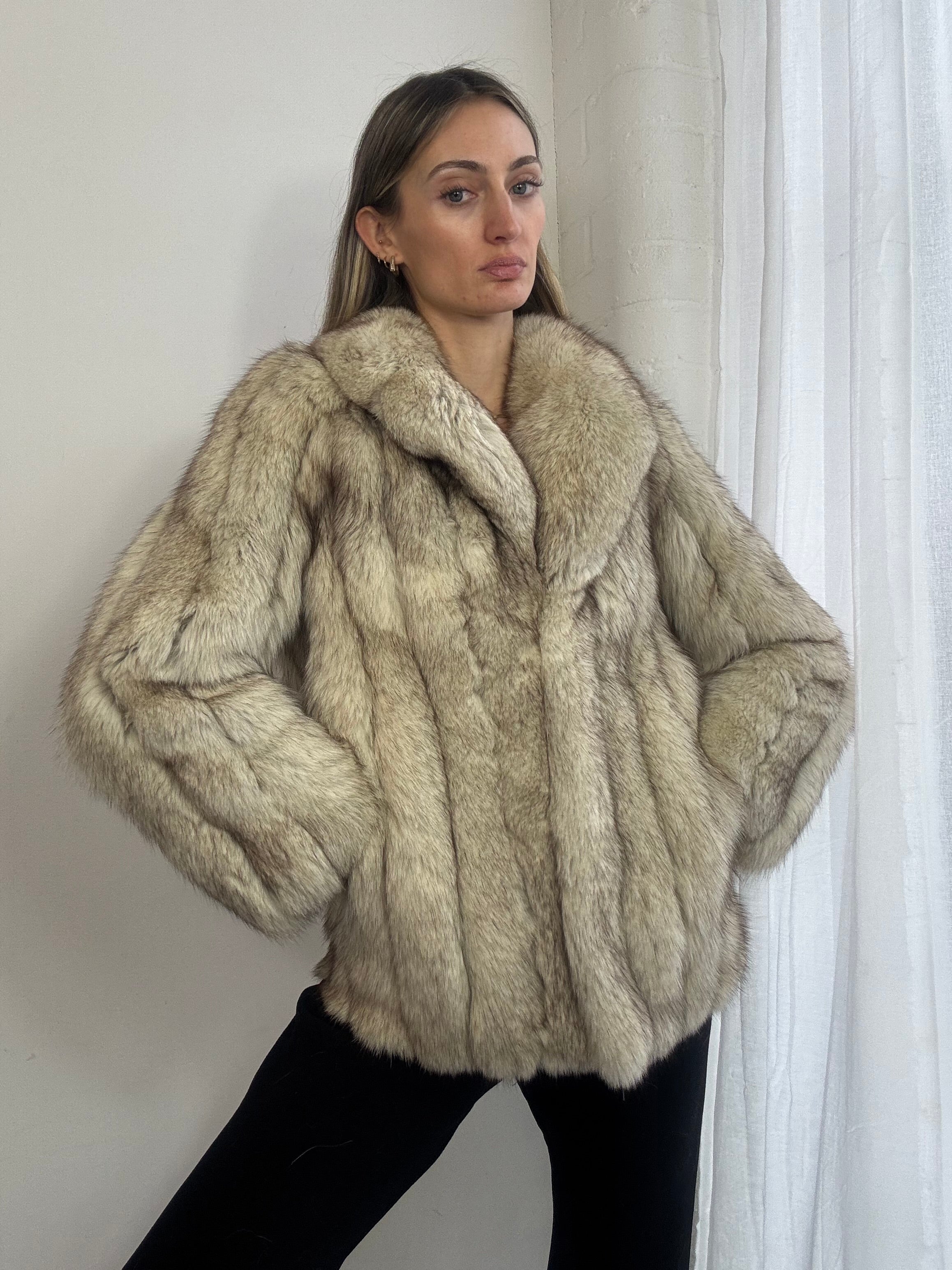 Vintage 90s plush fox fur coat