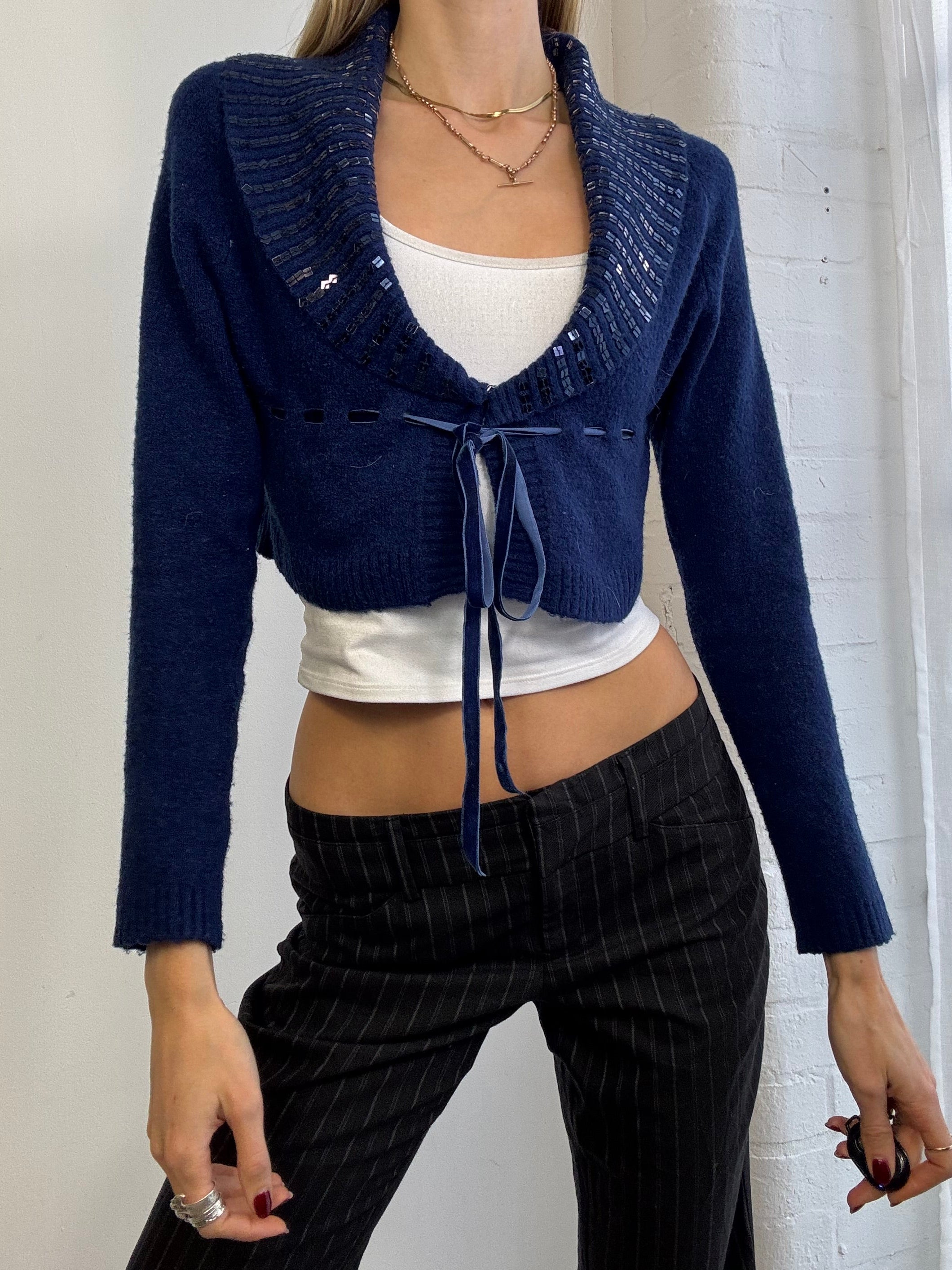 Vintage Y2K blue knitted crop cardigan sequin
