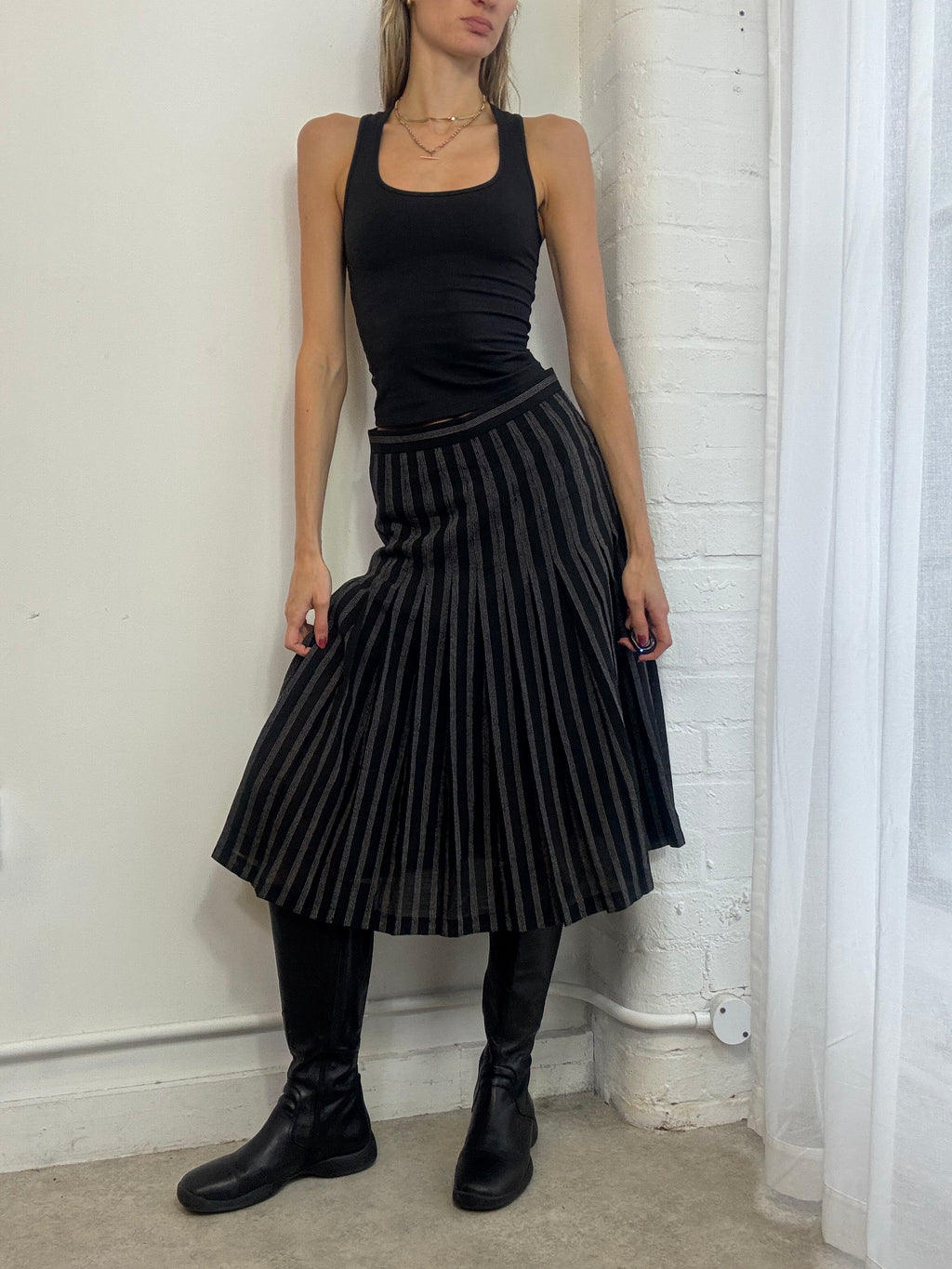 Vintage 90s pinstripe pleated midi skirt