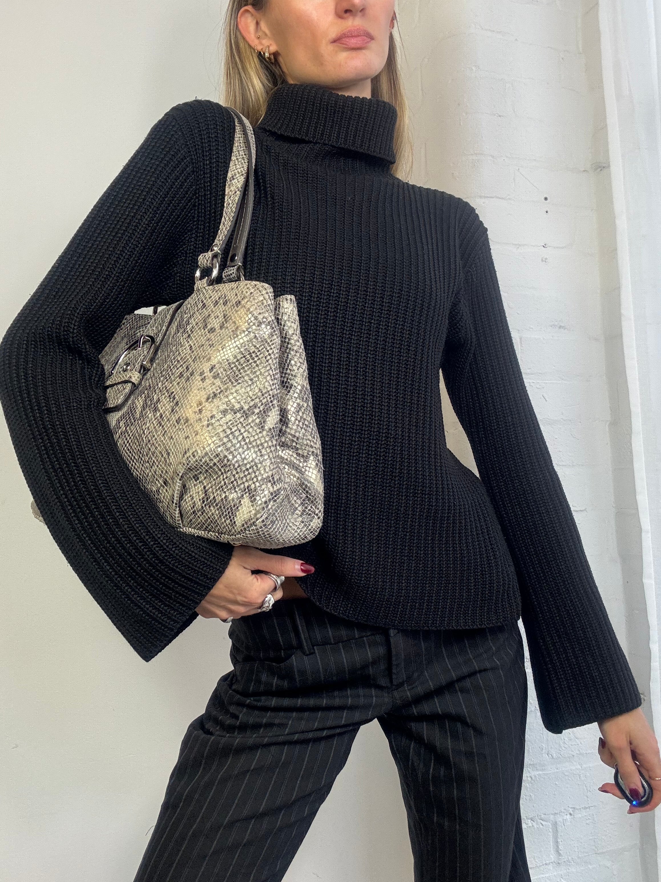 Vintage Y2K knitted roll neck jumper