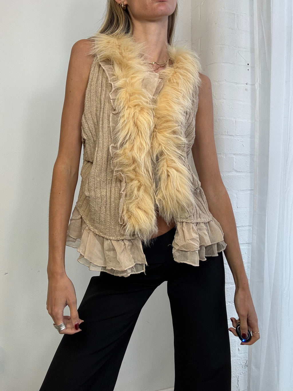 Vintage Y2K knitted gilet faux fur trim