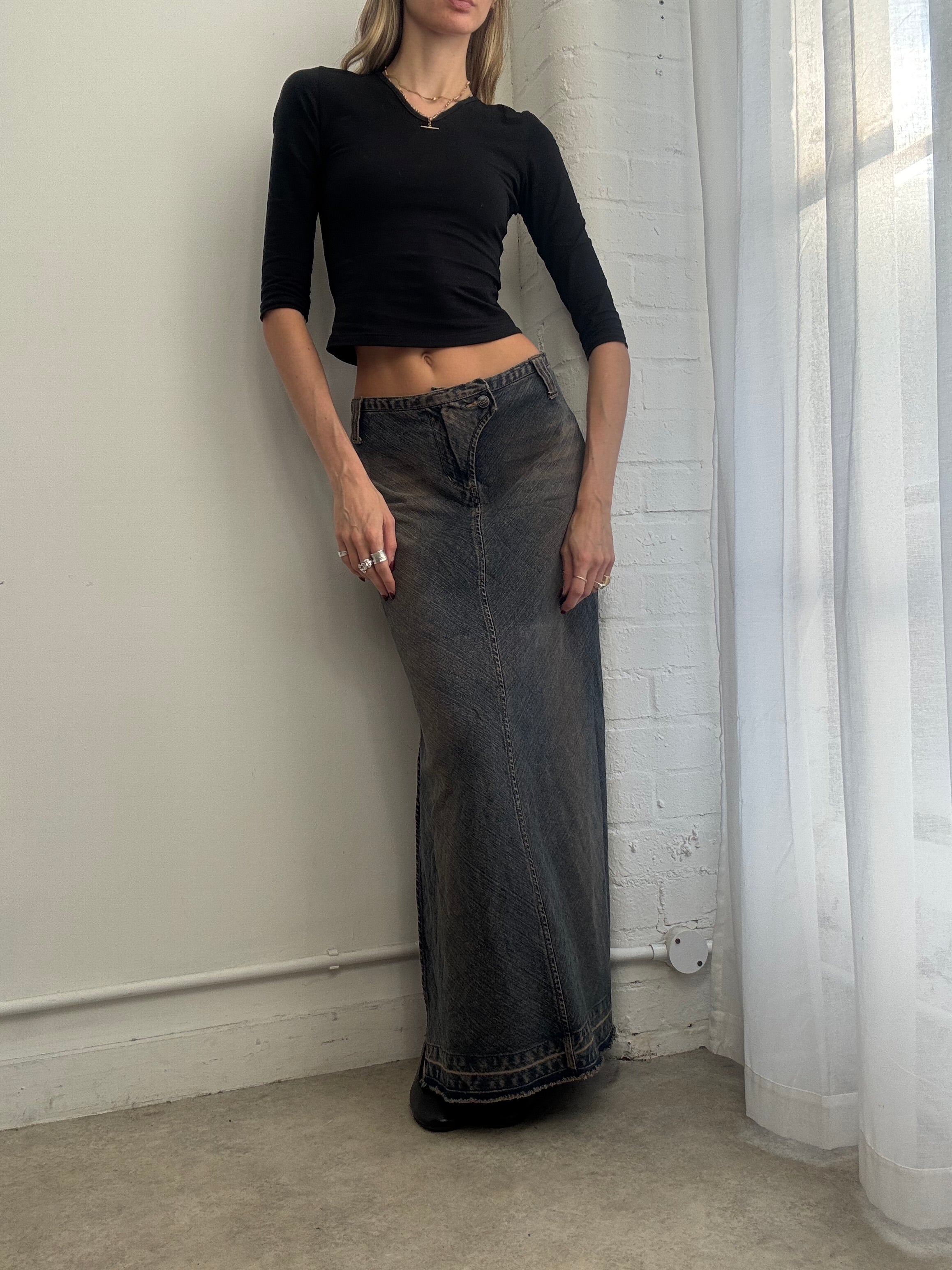 Vintage Y2K low rise denim maxi skirt