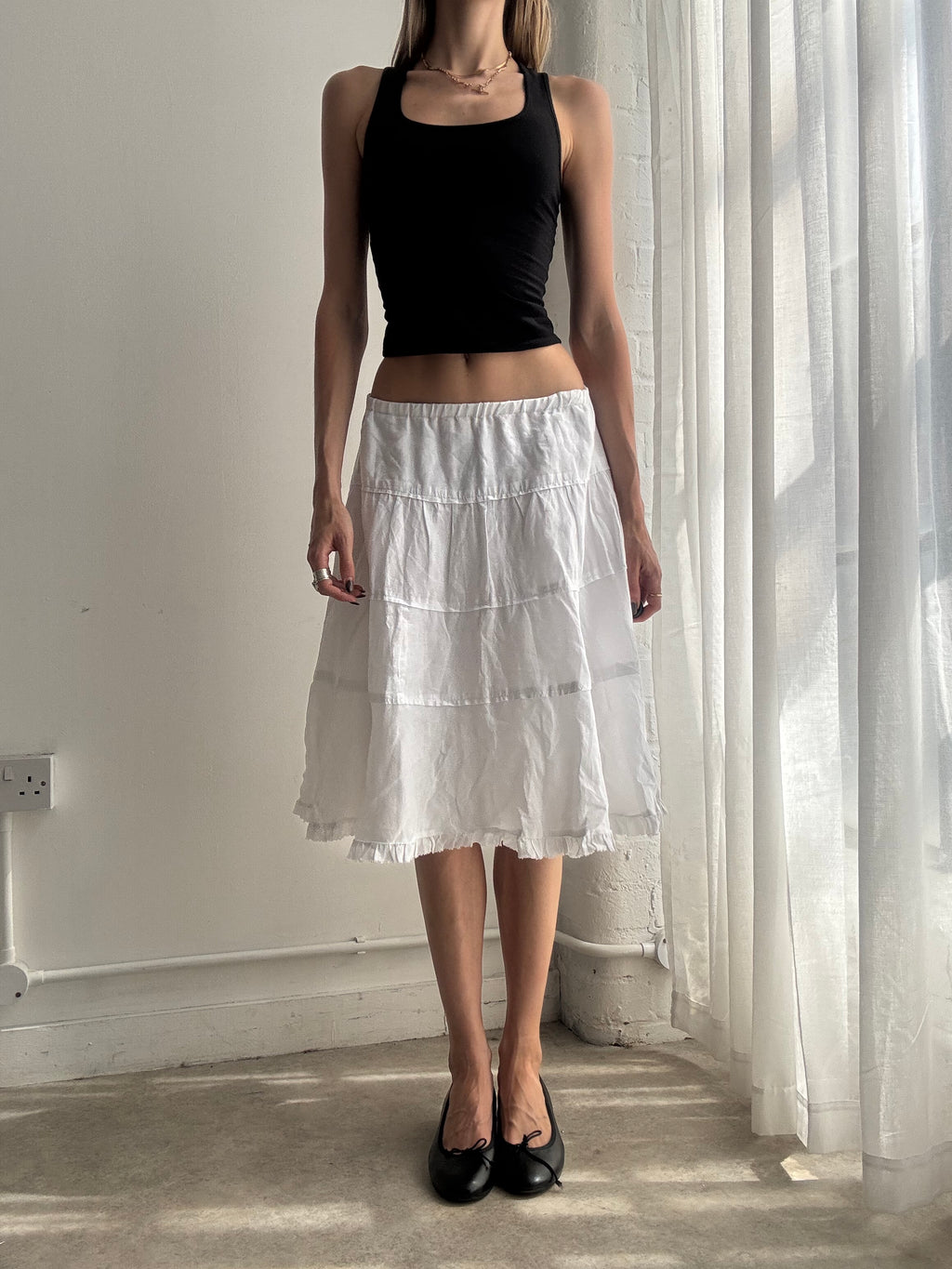 Vintage Calvin Klein white tiered peasant midi skirt - size XS/S
