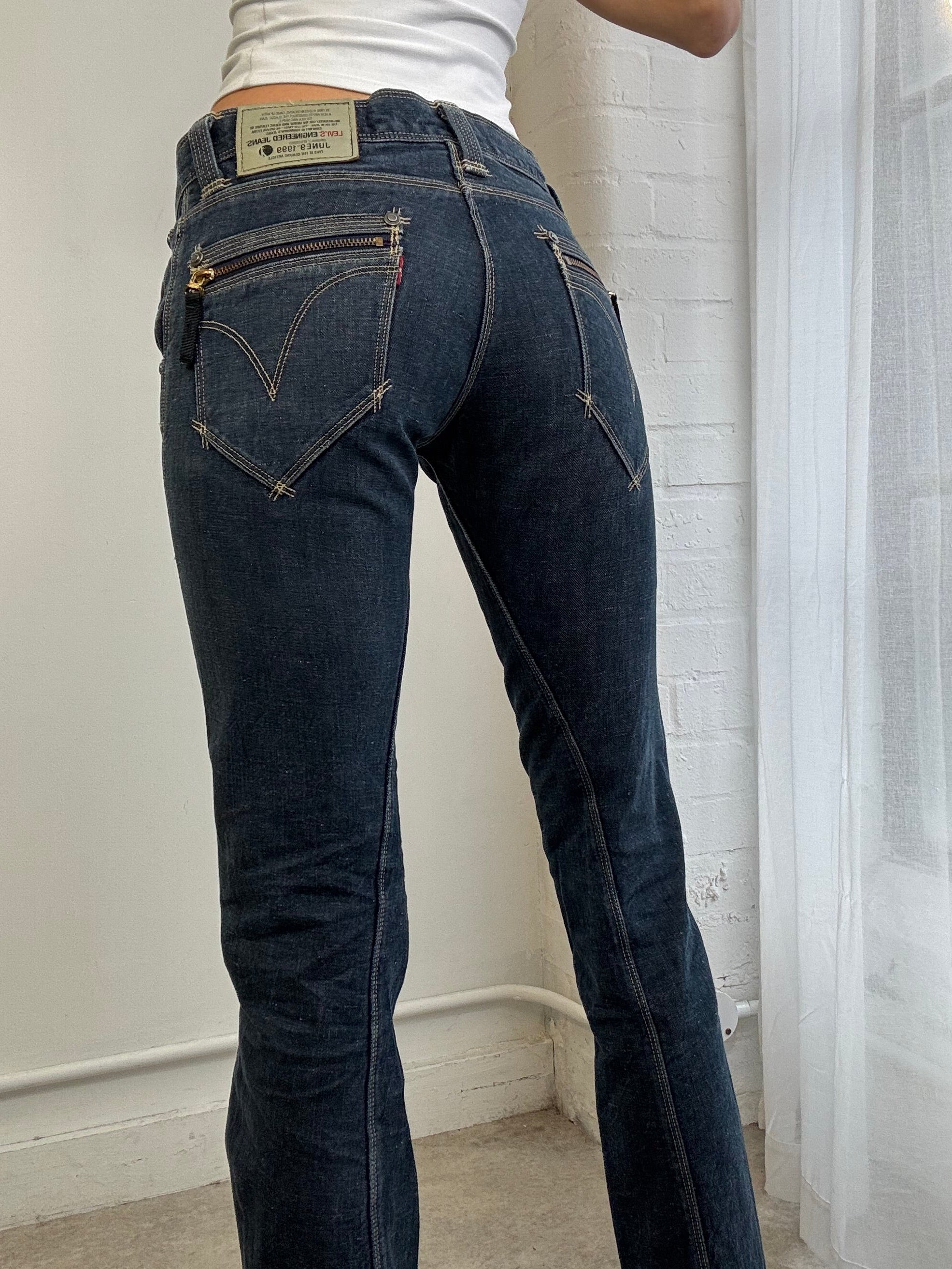 Vintage 90s Levi’s engineered straight leg jeans