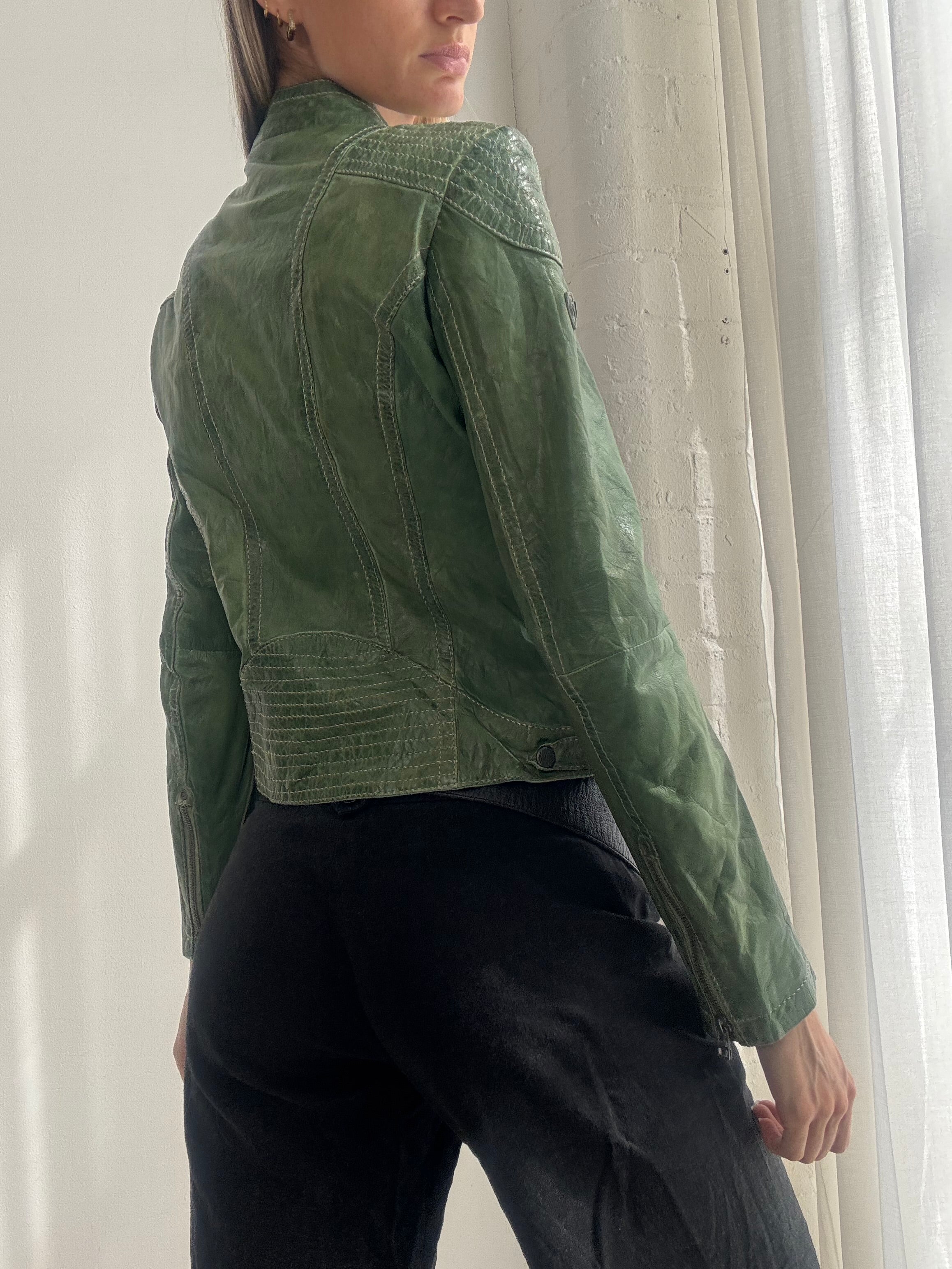Vintage Y2k Green Leather Distressed Jacket – Fitted Zip-Up Biker Jacket - Size XS/S