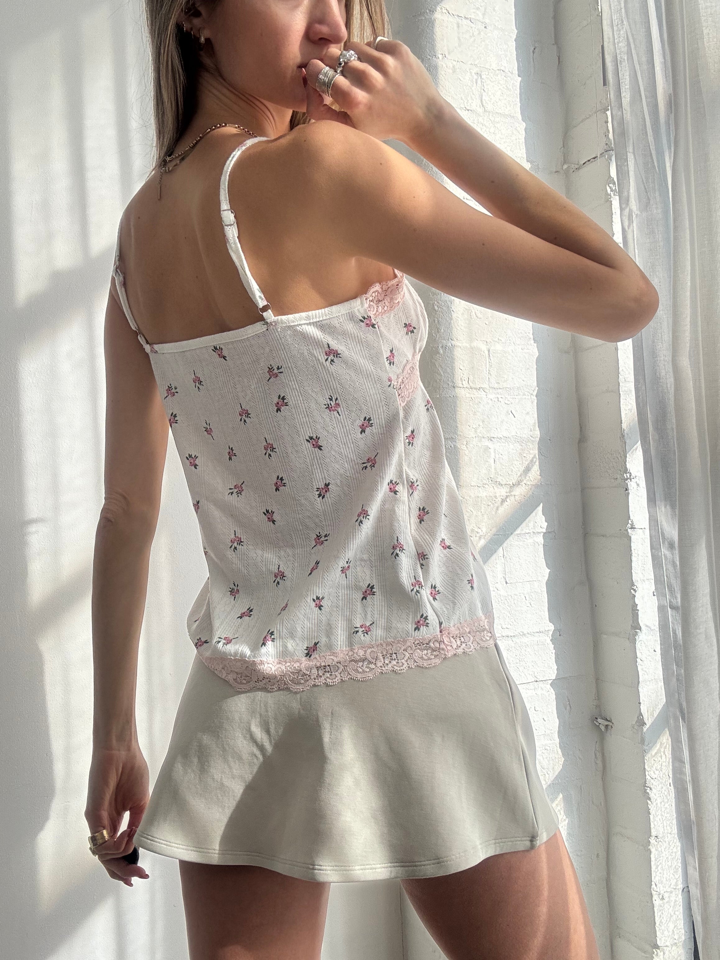 Vintage Y2K floral lace trim cami top