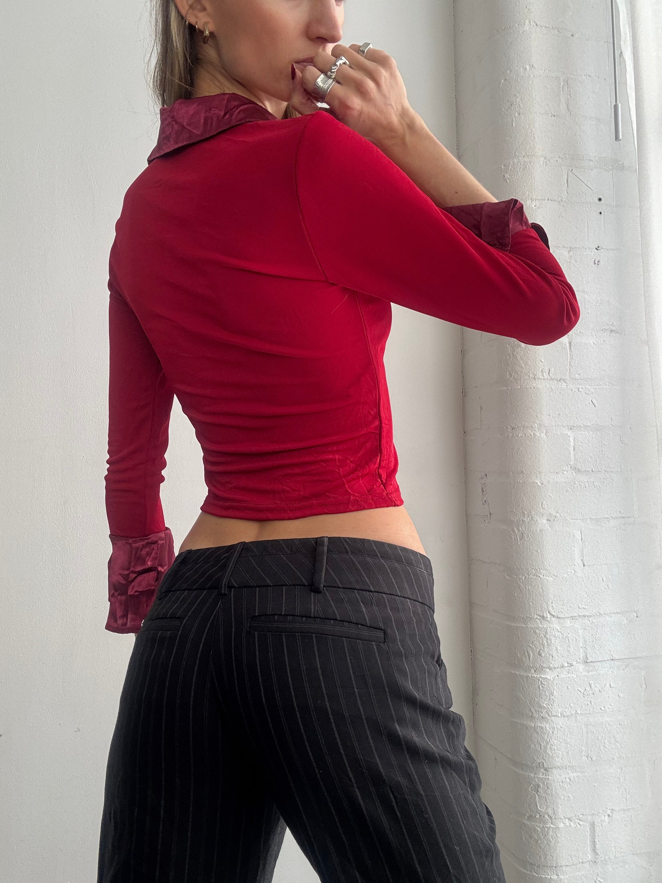 Vintage Y2K red zip up blouse