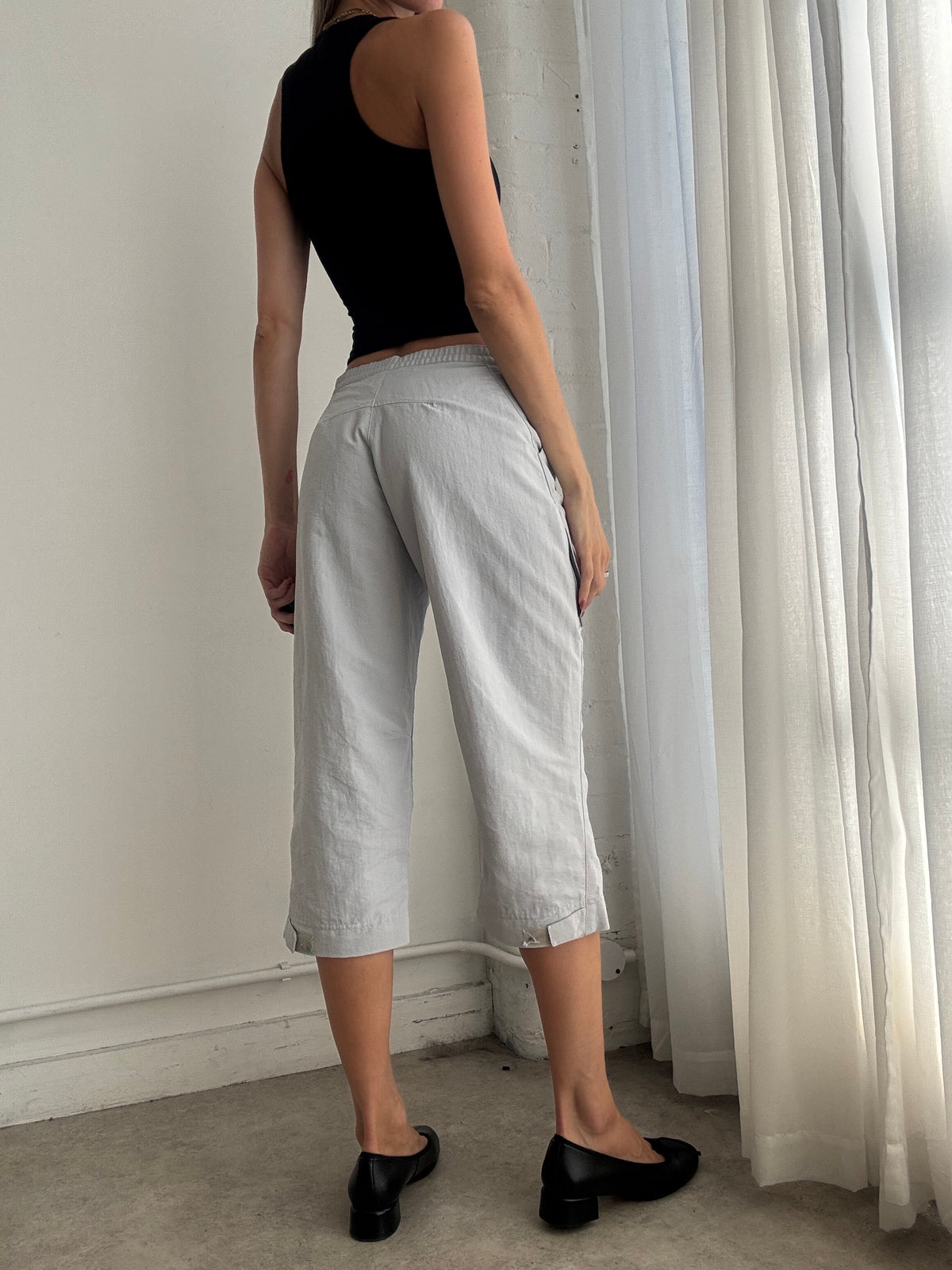 Vintage Y2K Adidas Silver Grey Cropped Capri Trousers - Size S