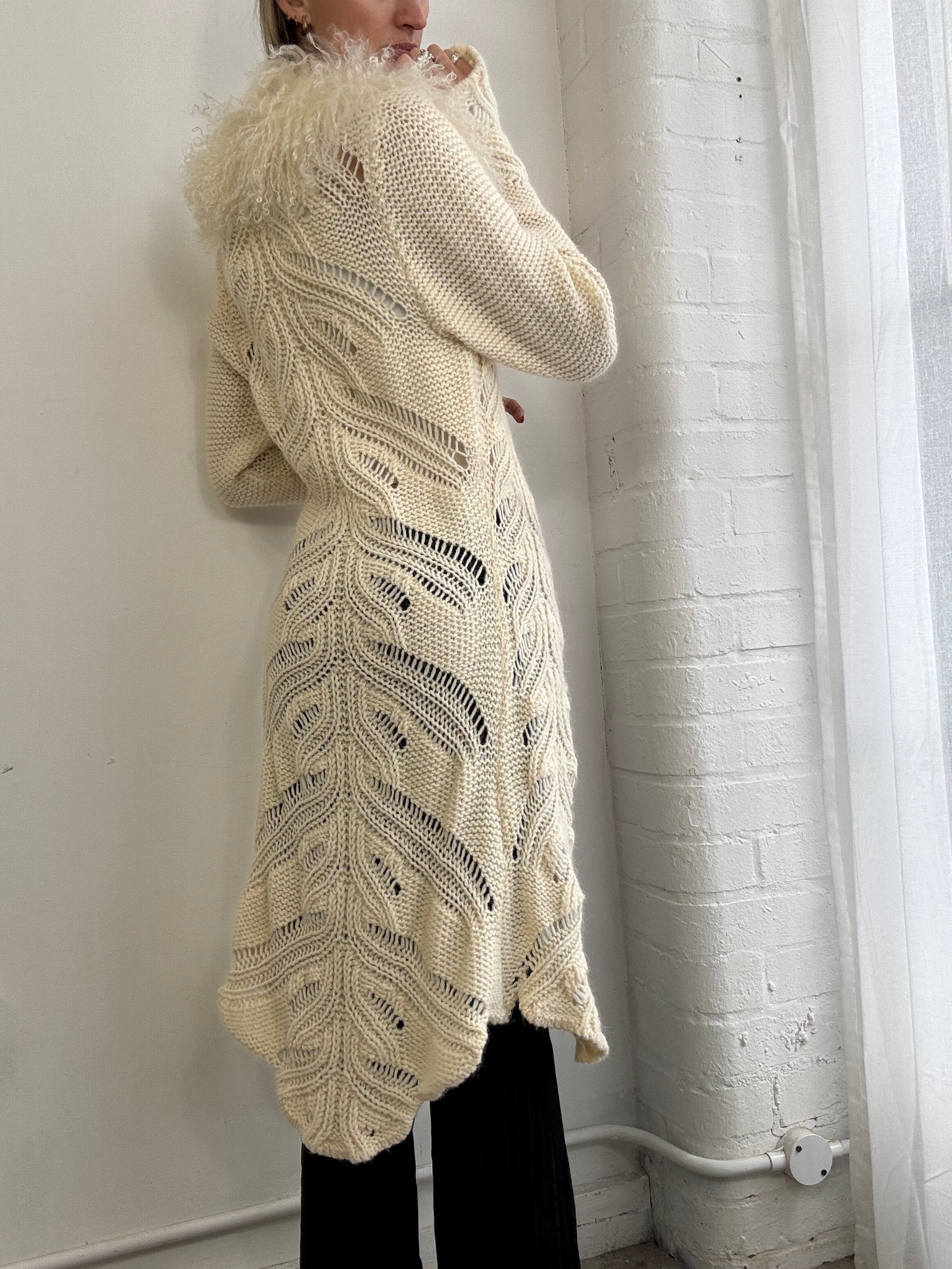 Vintage Y2K cream knitted long cardigan Mongolian fur trim