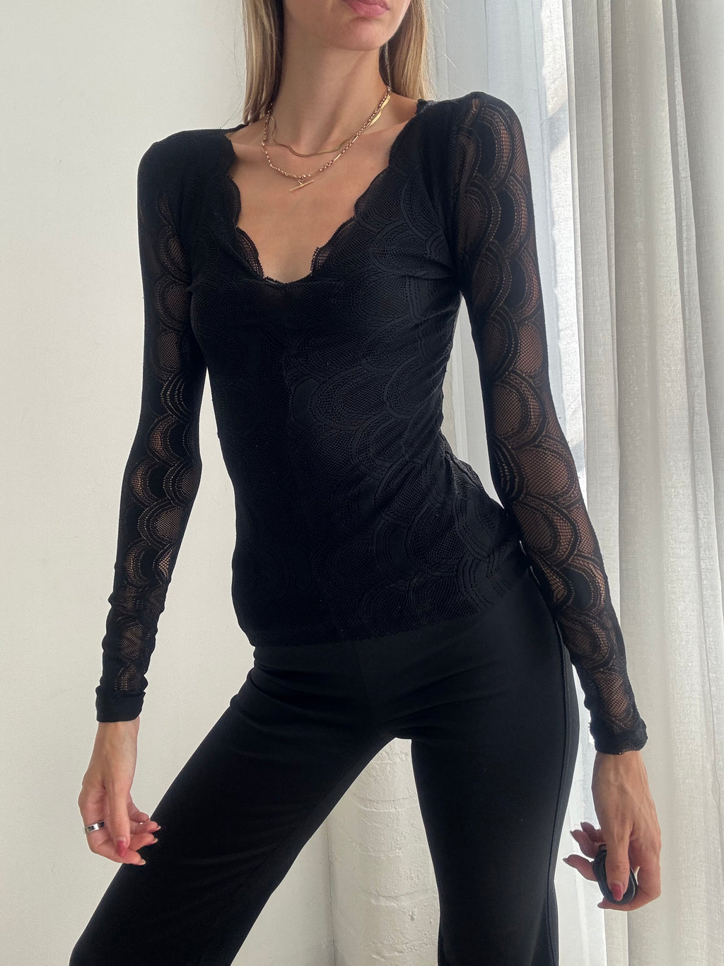 Vintage Y2K Black Sheer Lace Long Sleeve Top - Size XS