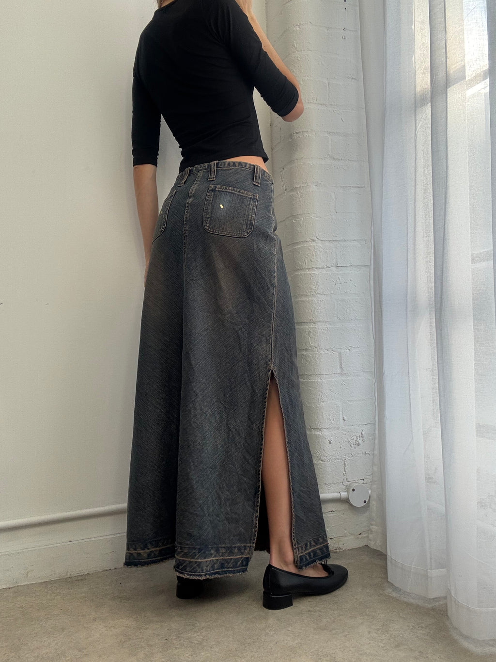 Vintage Y2K low rise denim maxi skirt