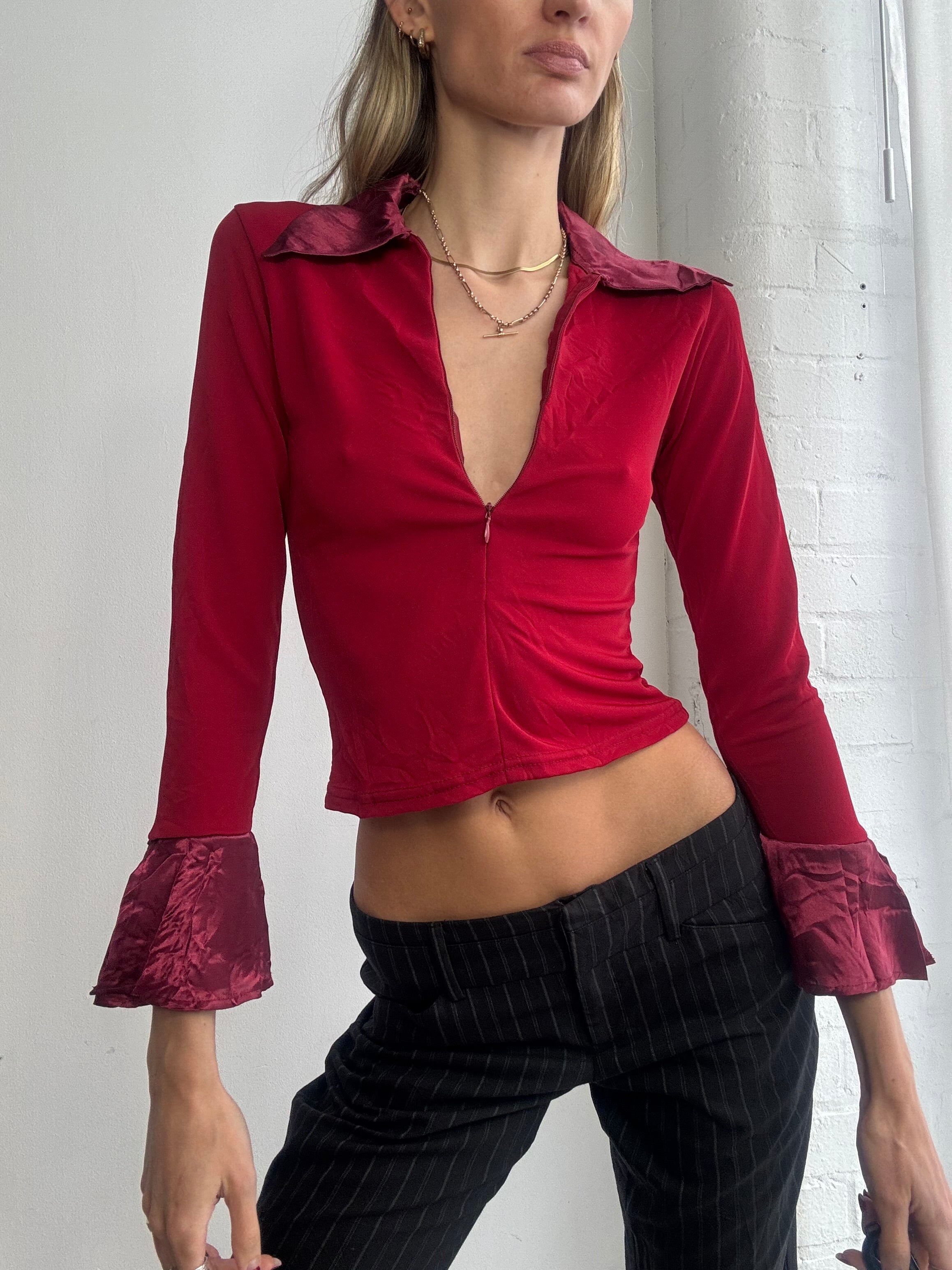 Vintage Y2K red zip up blouse